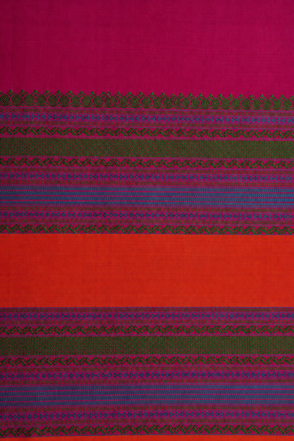 Majenta Pink Kanjivaram Silk Saree with Multicolour Thread Work Border