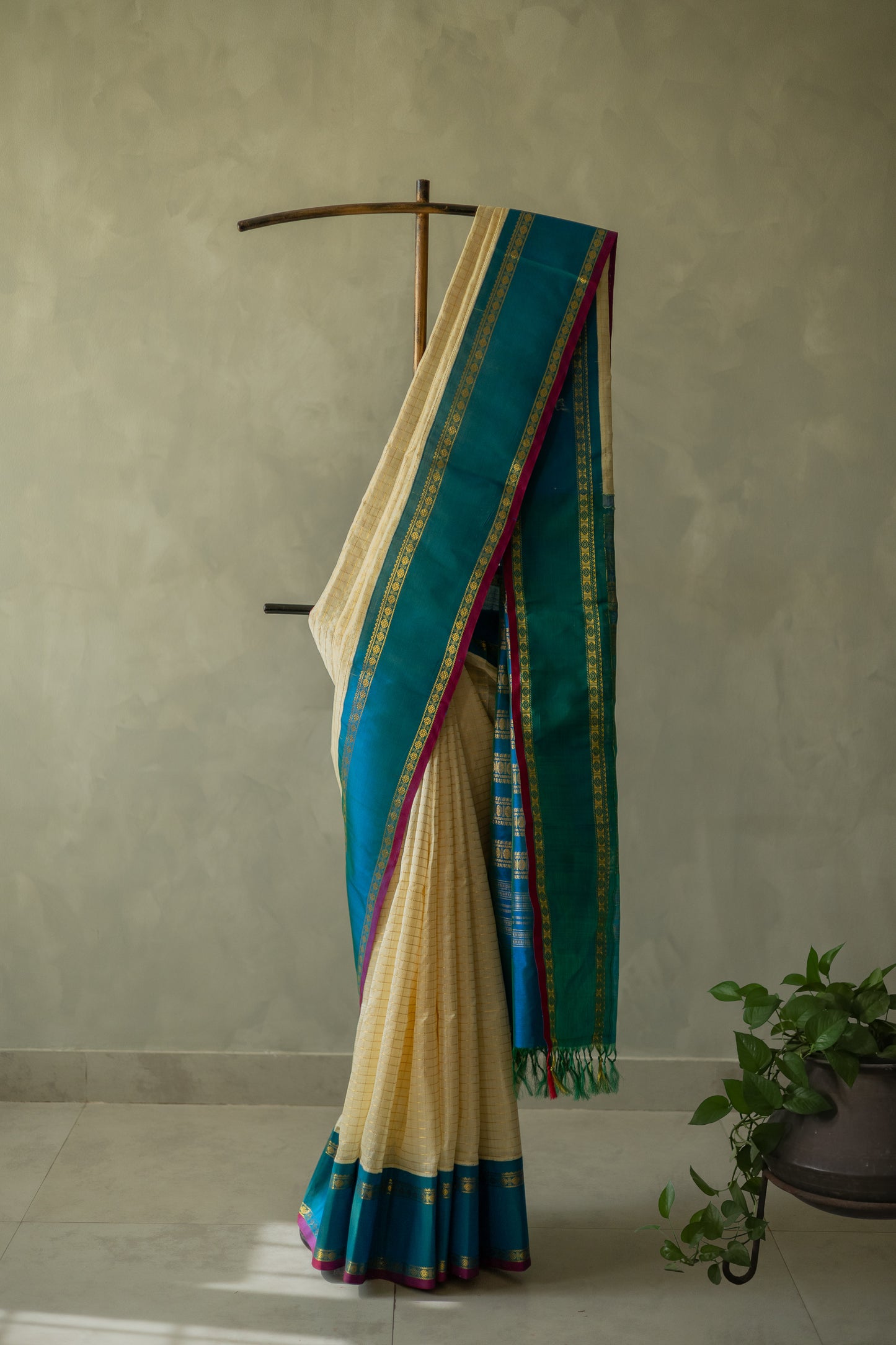 Off White Silk Cotton All Over Small Checks with Big Blue Border Saree