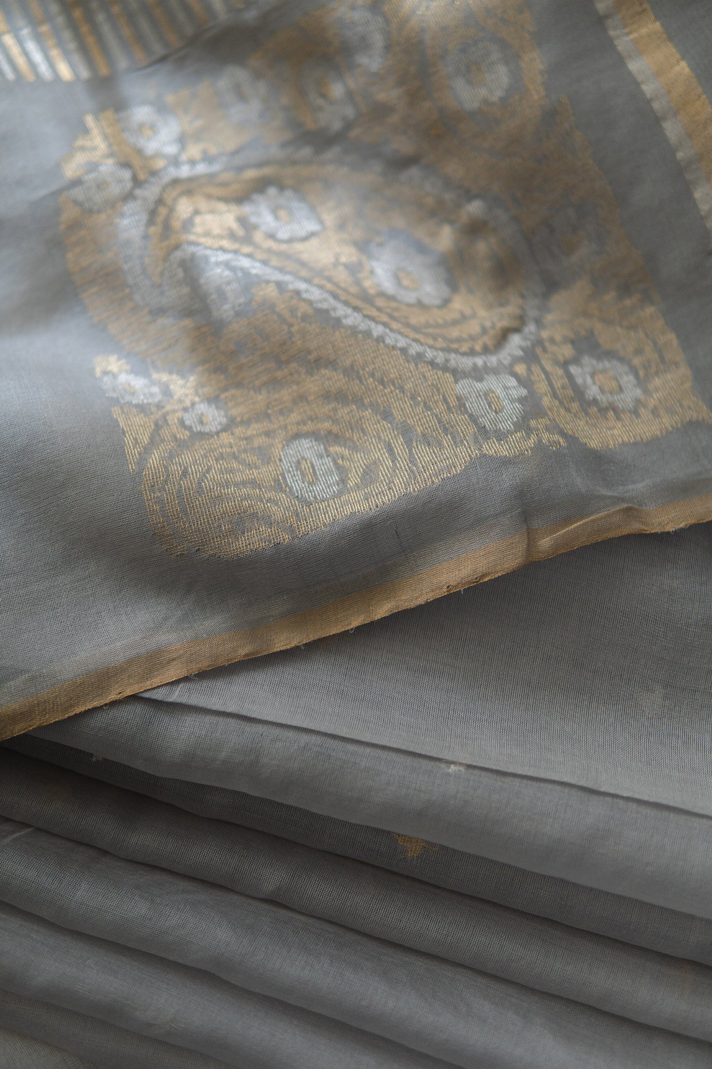 Grey Silk Cotton Autum Leaf Motif Saree
