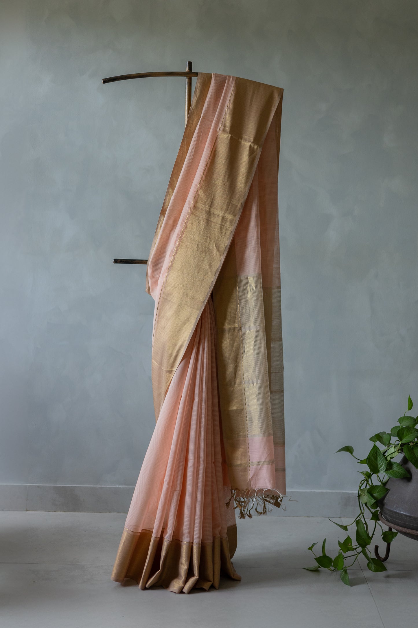 Peach Maheswari Checked Body zigzag border saree