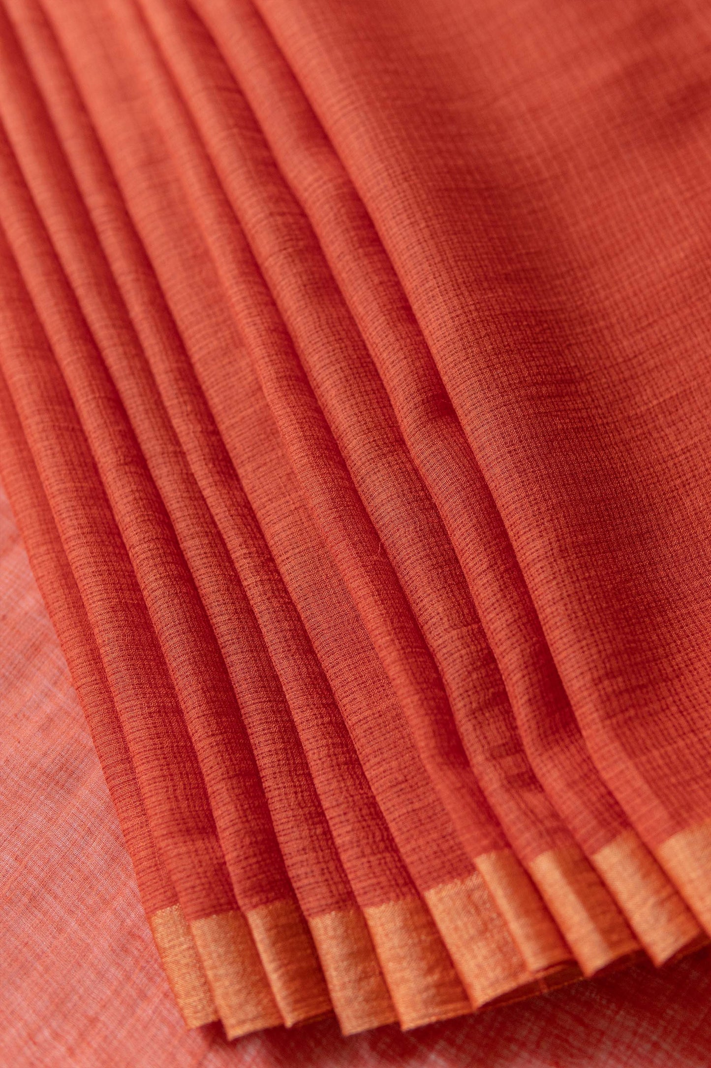 Red Plain Kuchi checks Kota cotton saree