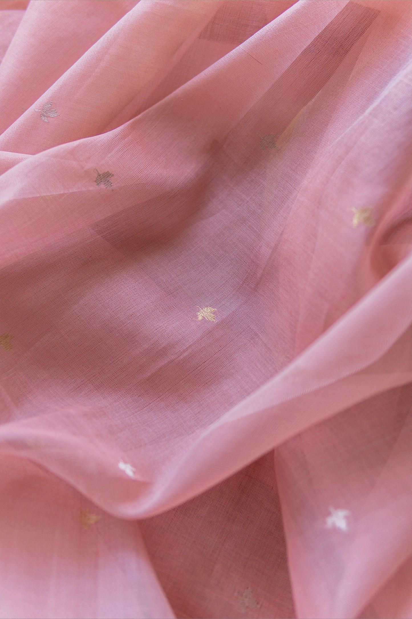 Pink Silk with Mercerised Cotton 3-leaf Motif Ambi Pallu Saree