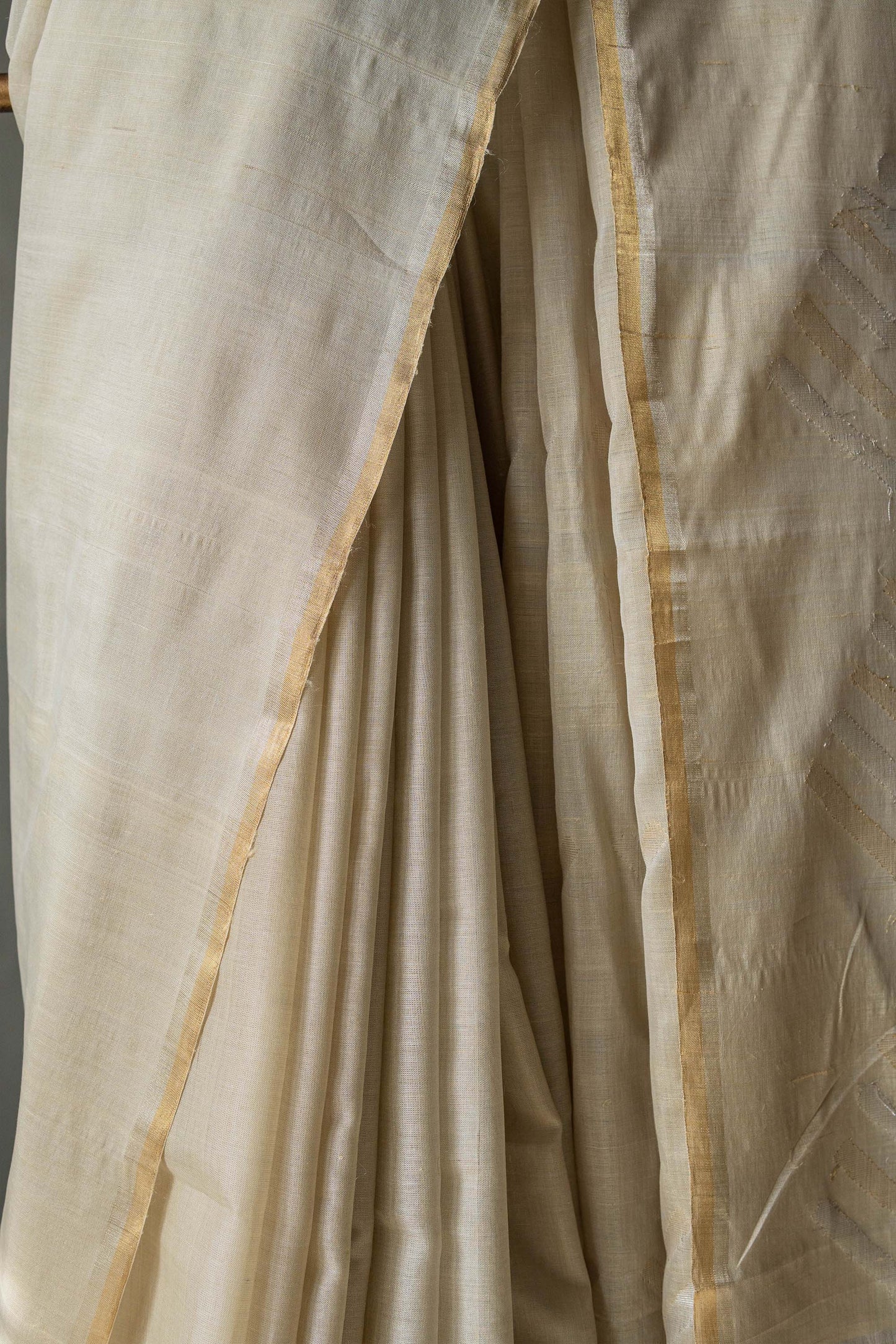 Off White Cotton and Tussar with Plain Body Bengal Pallu Saree