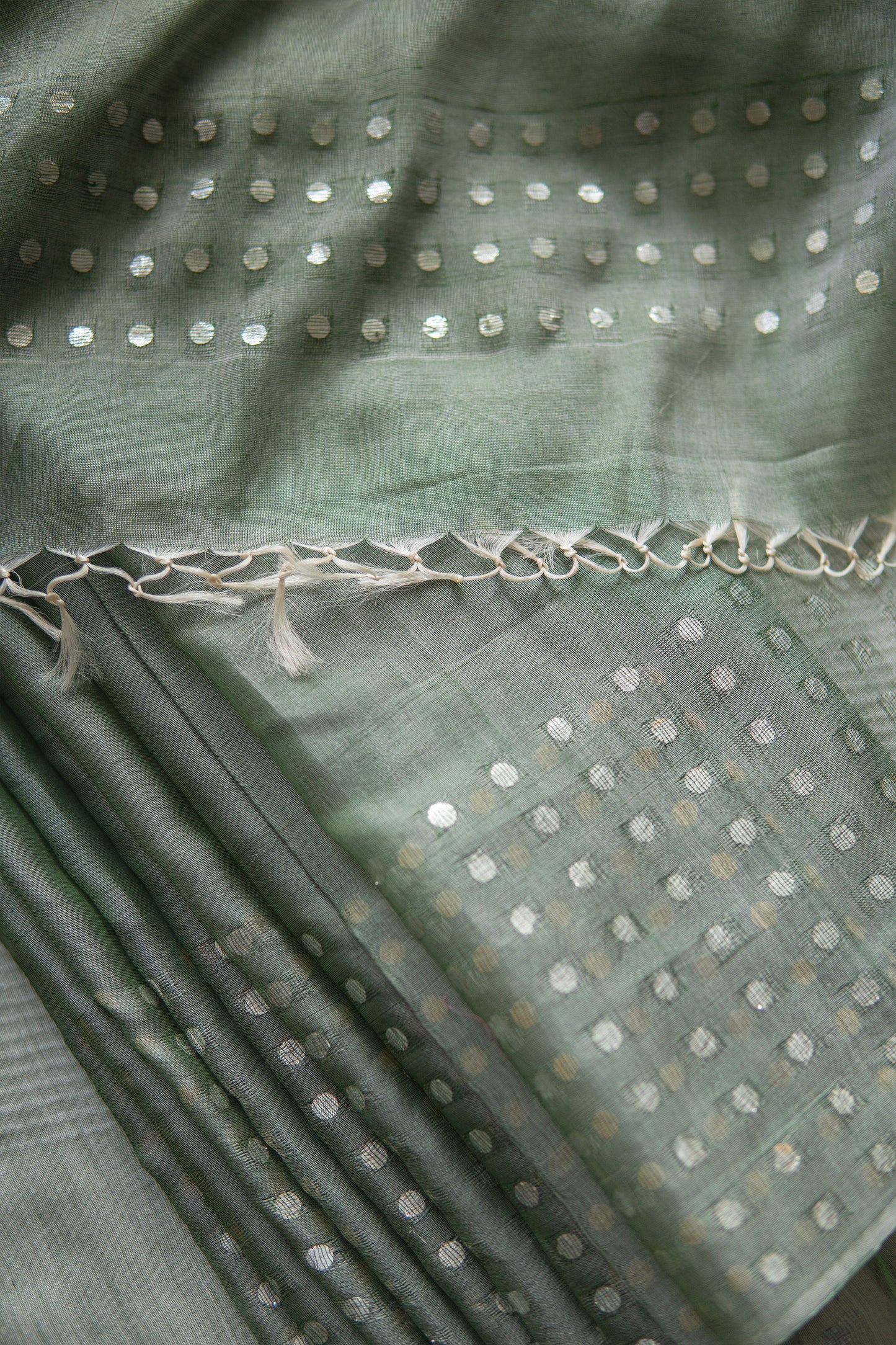 Green Silk with Mercerised Cotton with Round Sequin Border Pallu Saree