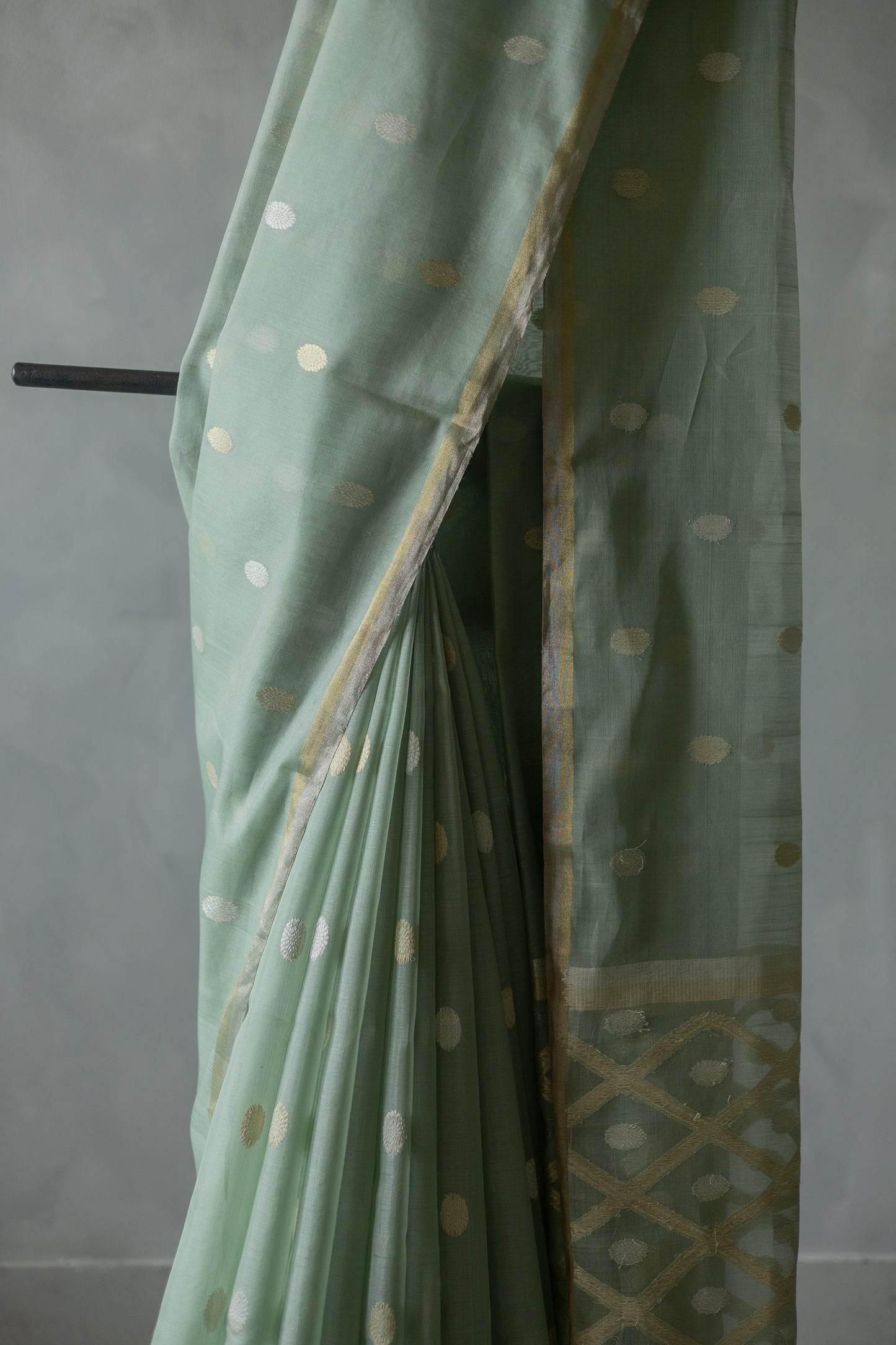 Algae Green Silk Cotton All Over Oval Woven Motif Saree