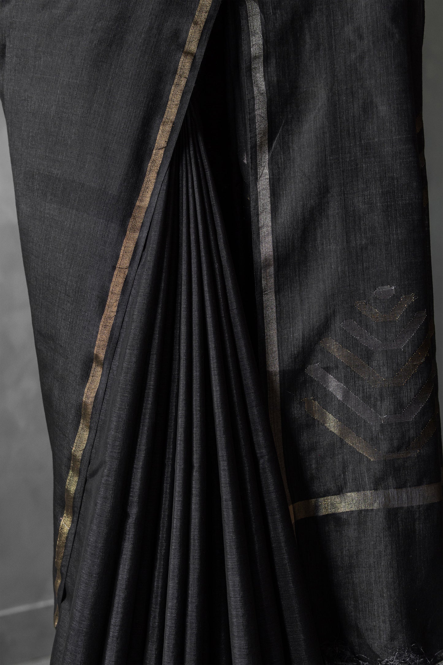 Black Silk Khadi with Bengal Pallu Saree