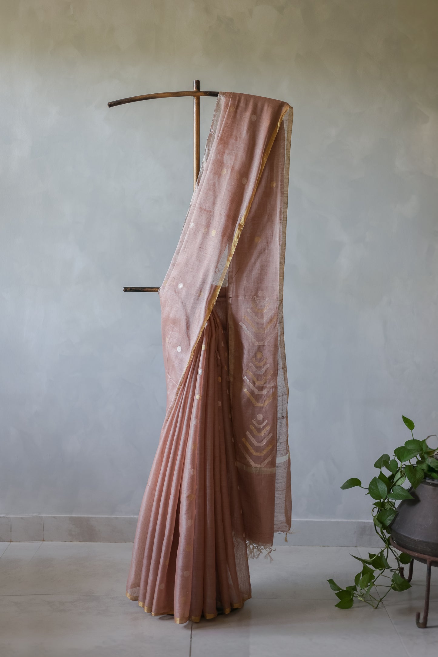 Mauve Silk Khadi All Over Polka Bengal Jala Pallu Saree