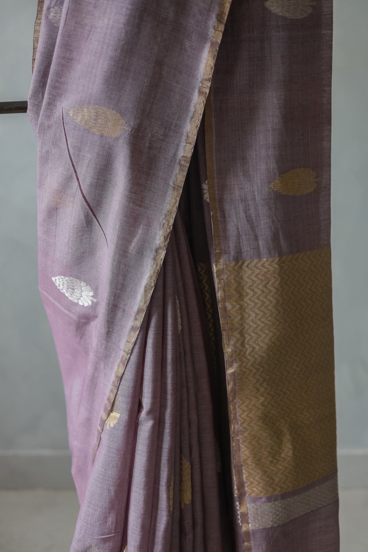 Light Purple Khadi All over Flower Motif Saree