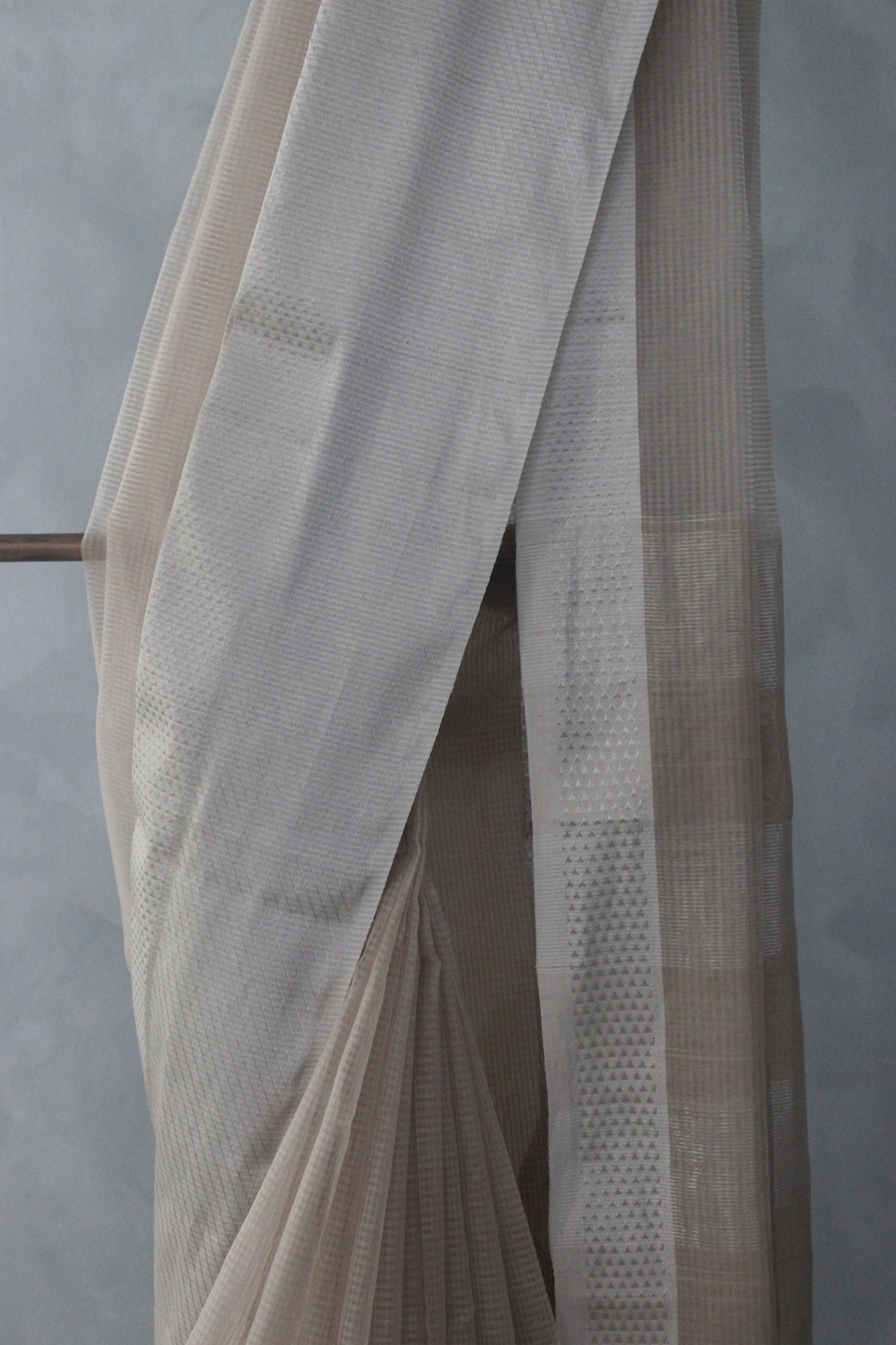 Silver Beige Checked Body with Rassa Border silk Cotton Saree