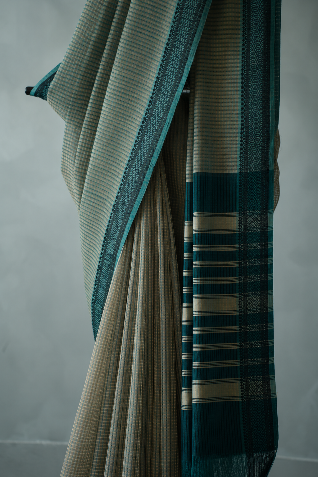 Light Grey Plain Mangalagiri Cotton with Teal Blue Border Saree