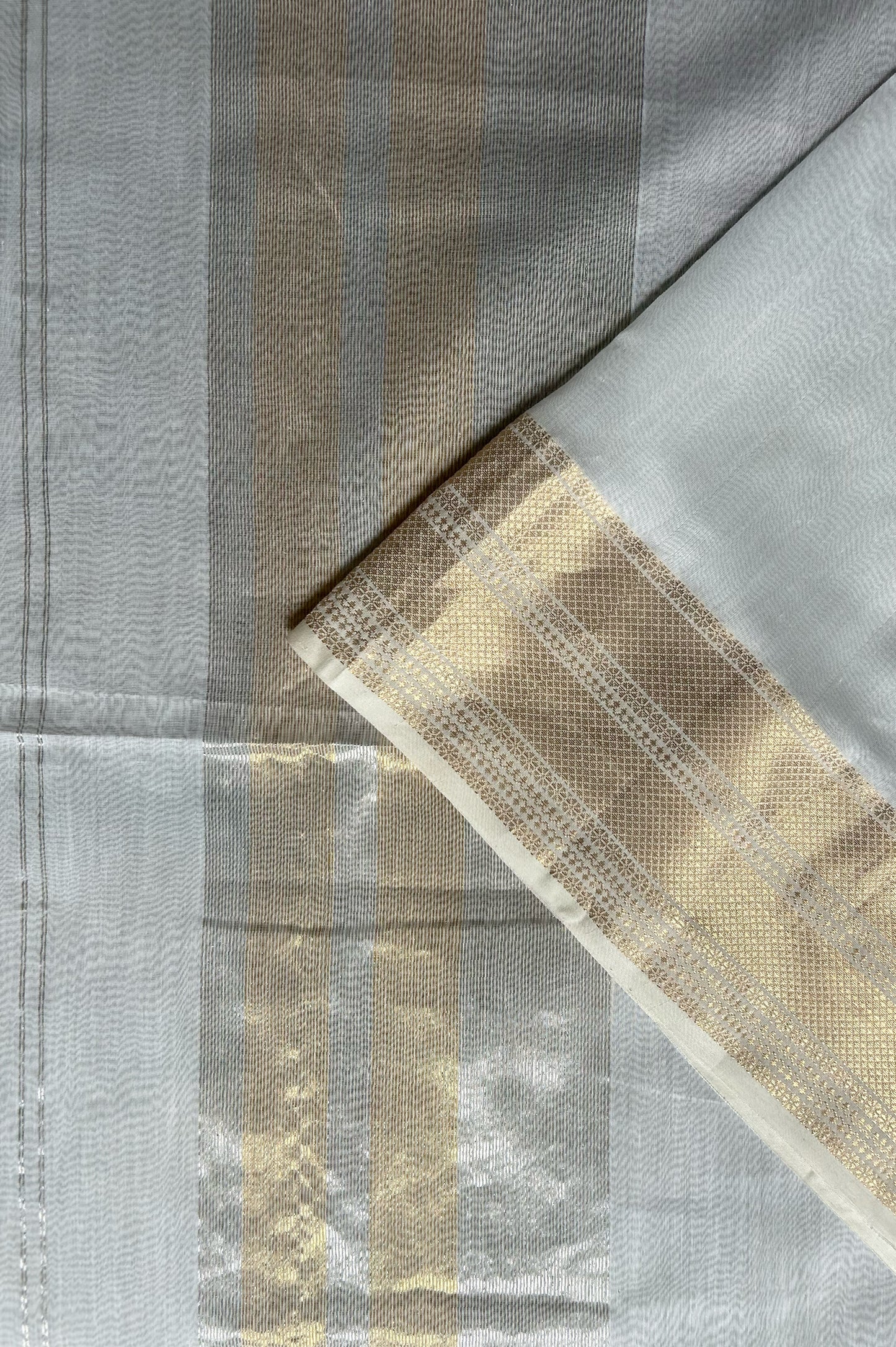 White Fine Maheshwari Silk by Cotton Saree with Gold Zari Border