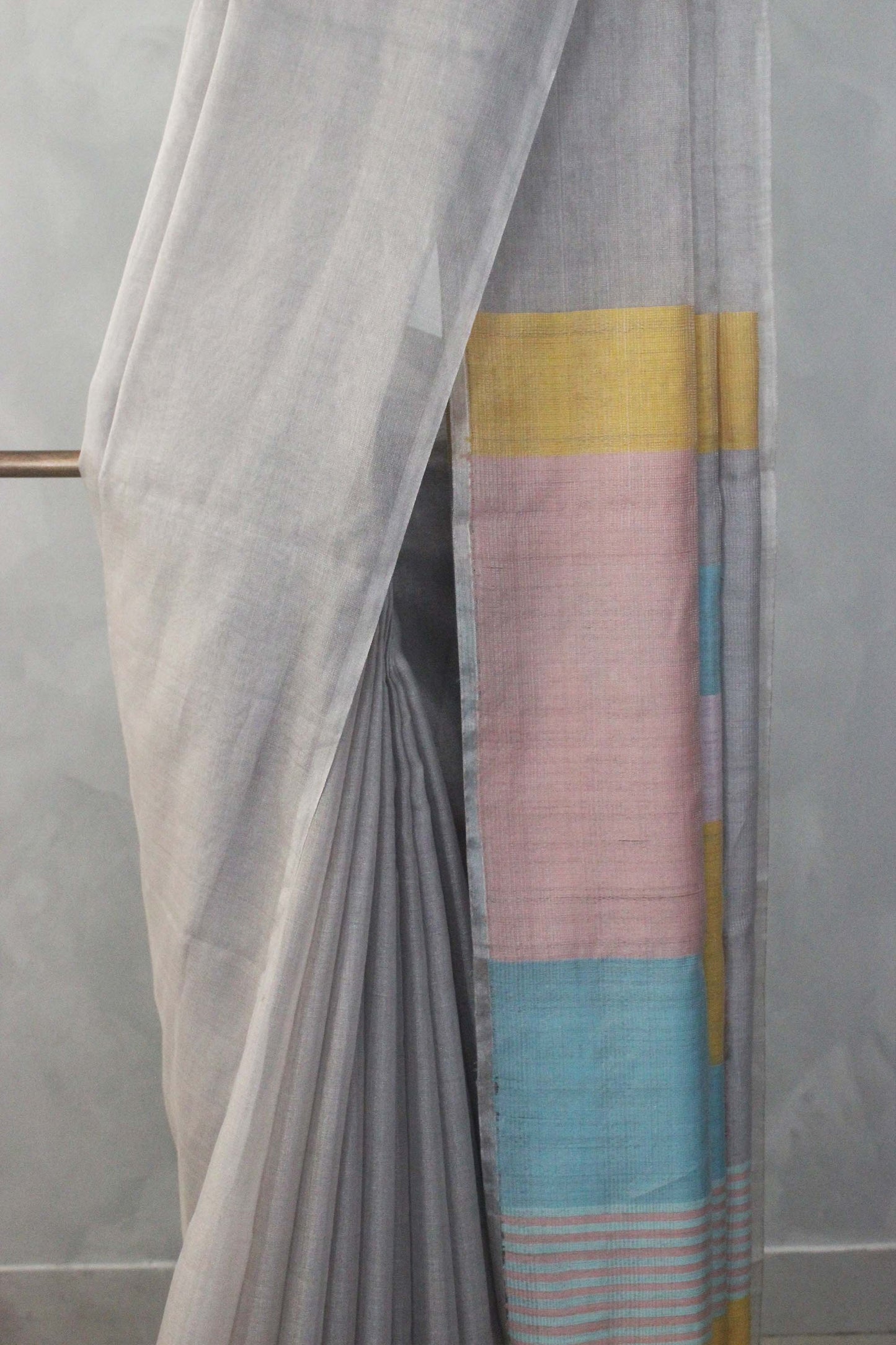 Grey mercerised silk cotton with Abstract Pallu saree