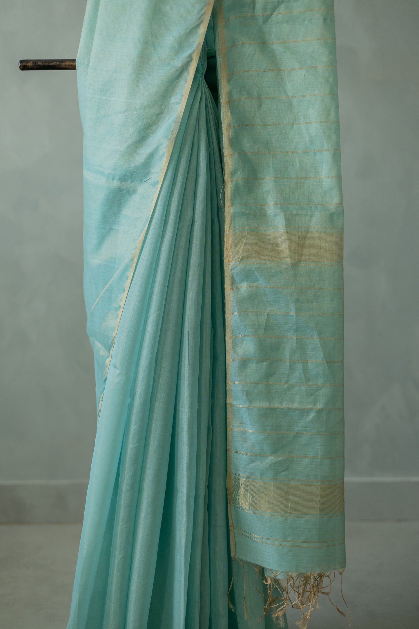 Mint Green Maheswari Tissue Plain Body with Zari Pallu