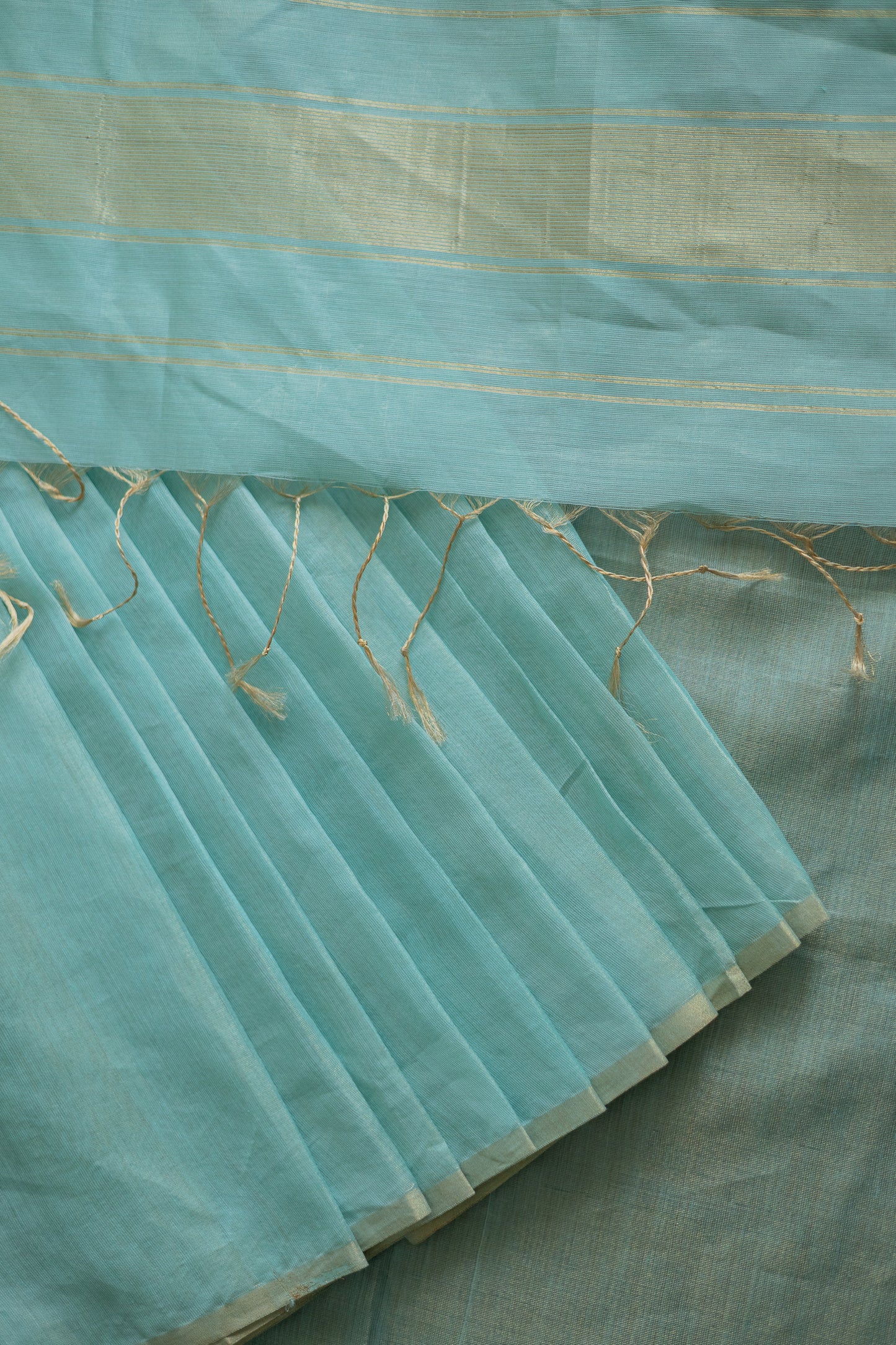 Mint Green Maheswari Tissue Plain Body with Zari Pallu