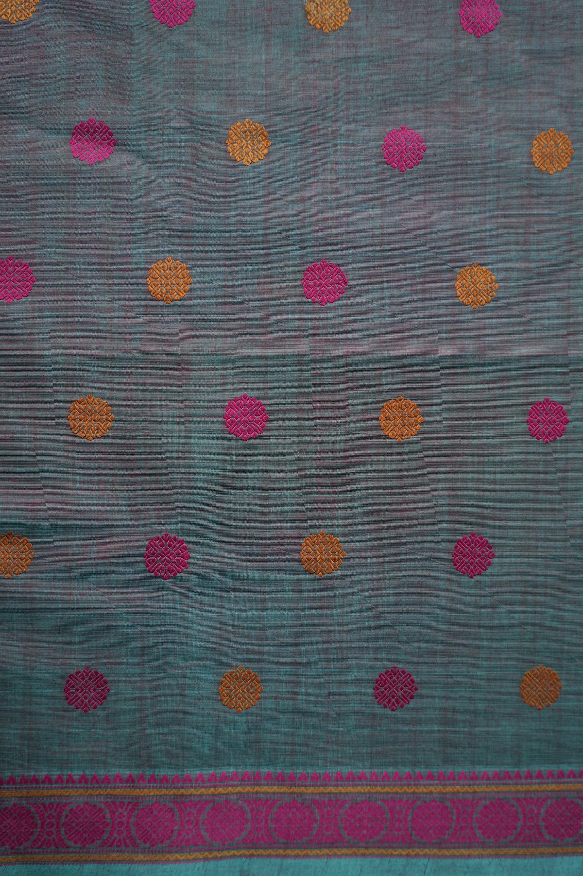 Light Grey Kanchi Cotton With Pink And Light Blue Border Saree