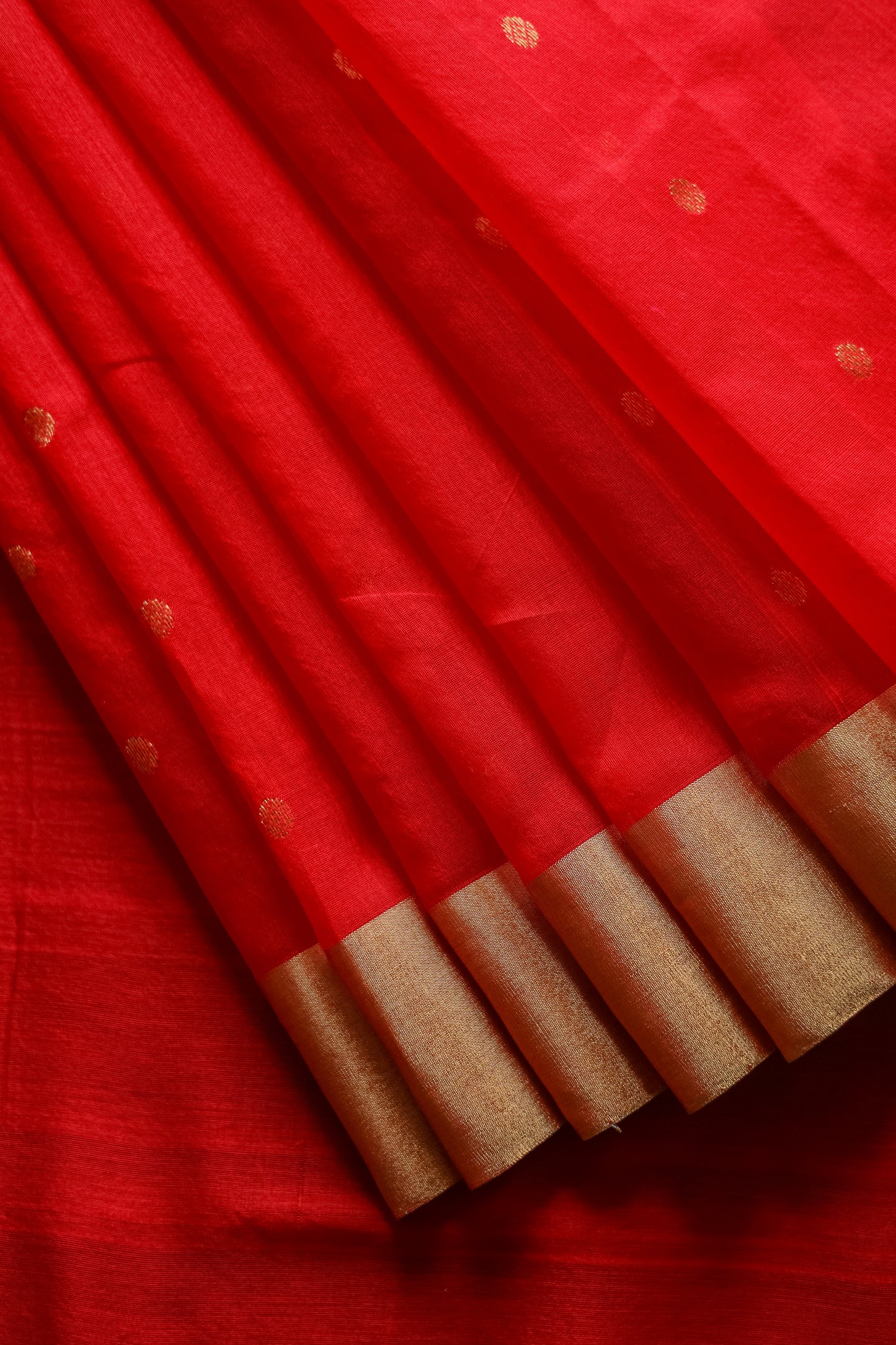 Red Chanderi Silk with Small Round Motif Saree