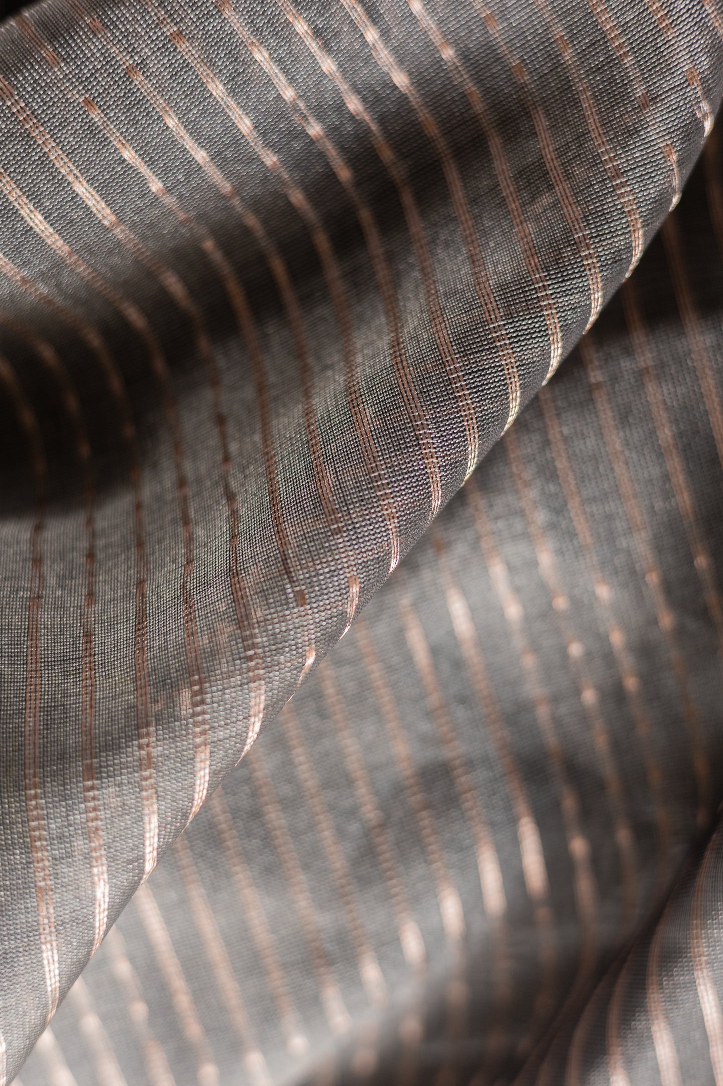Grey All Over Khapa Dots and Lines Silk Cotton Saree
