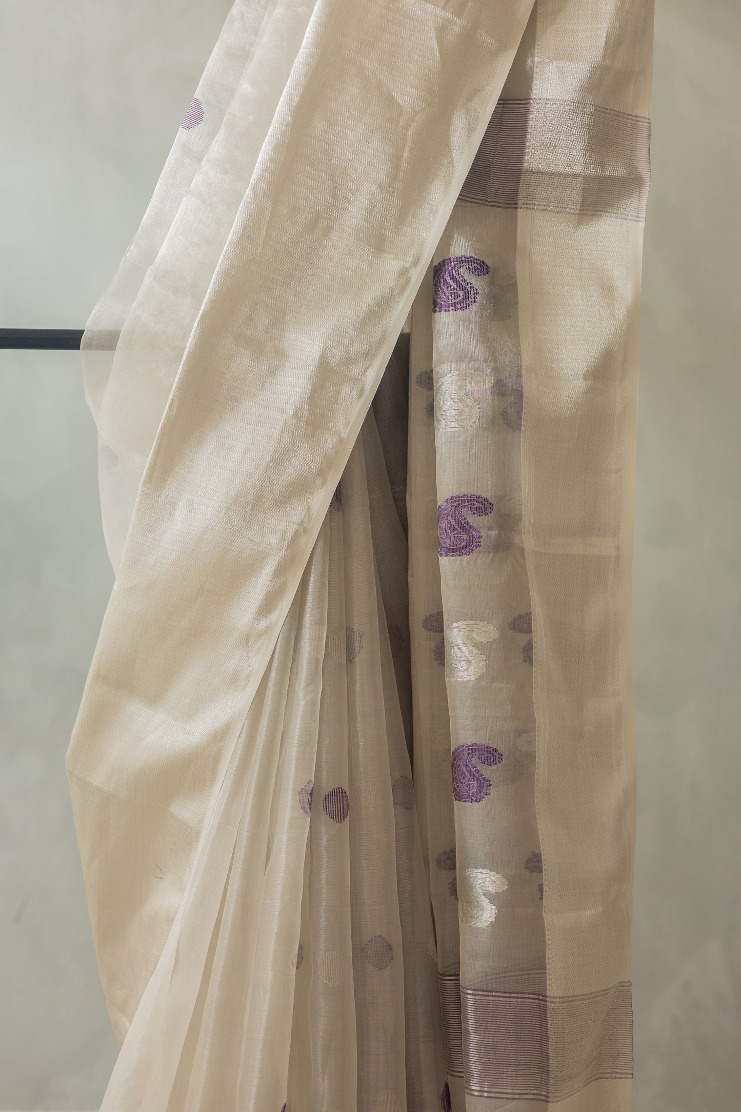 White Tissue by Silk with Manga Motifs Pallu Saree