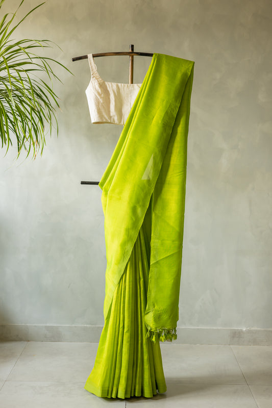 Parrot Green Plain Mangalagiri Silk Cotton Saree