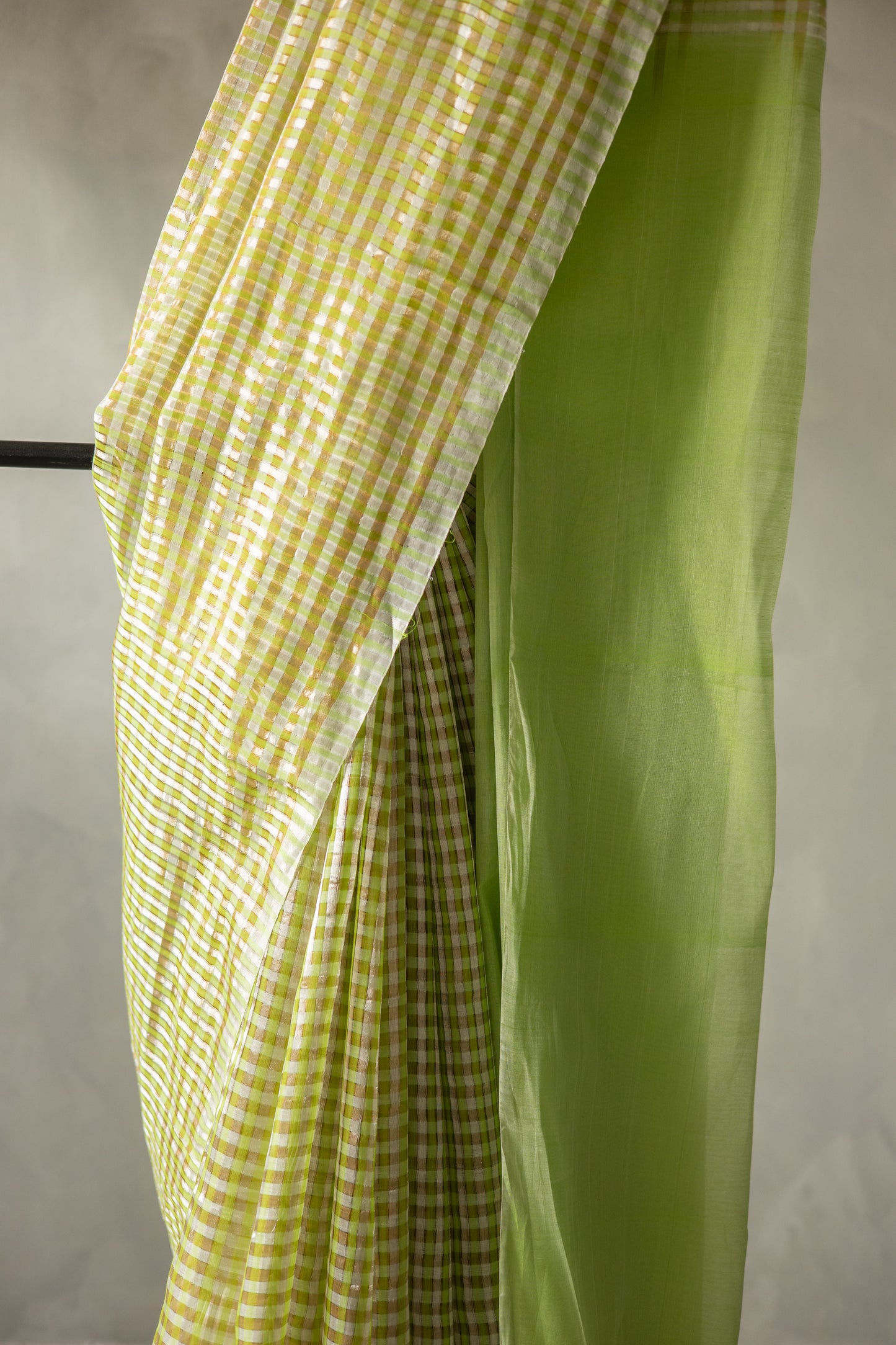 Green and White Missing Checks Silk Cotton Saree