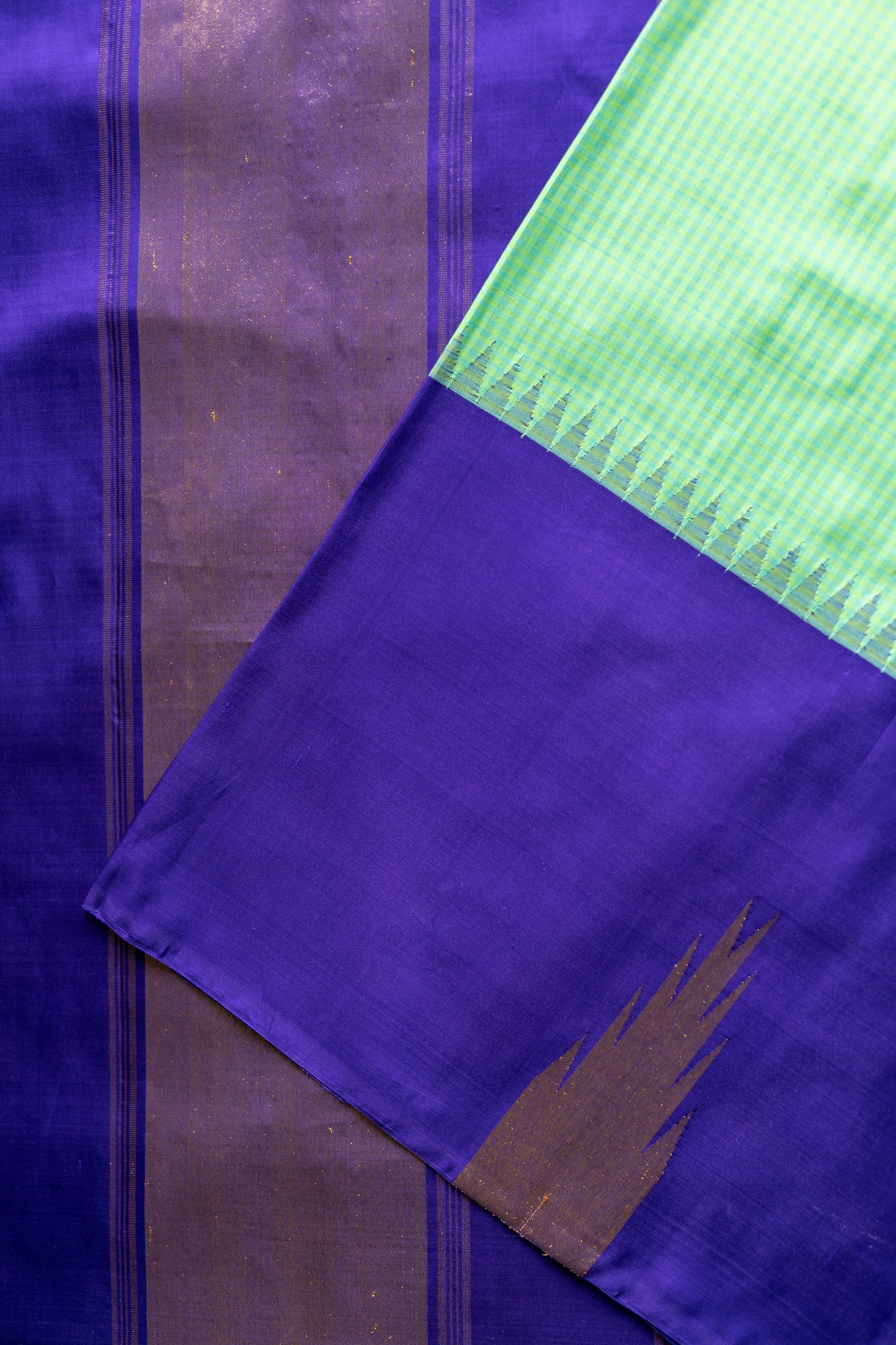 Turquoise Green with Royal Blue Temple Border Kanjivaram Silk Saree