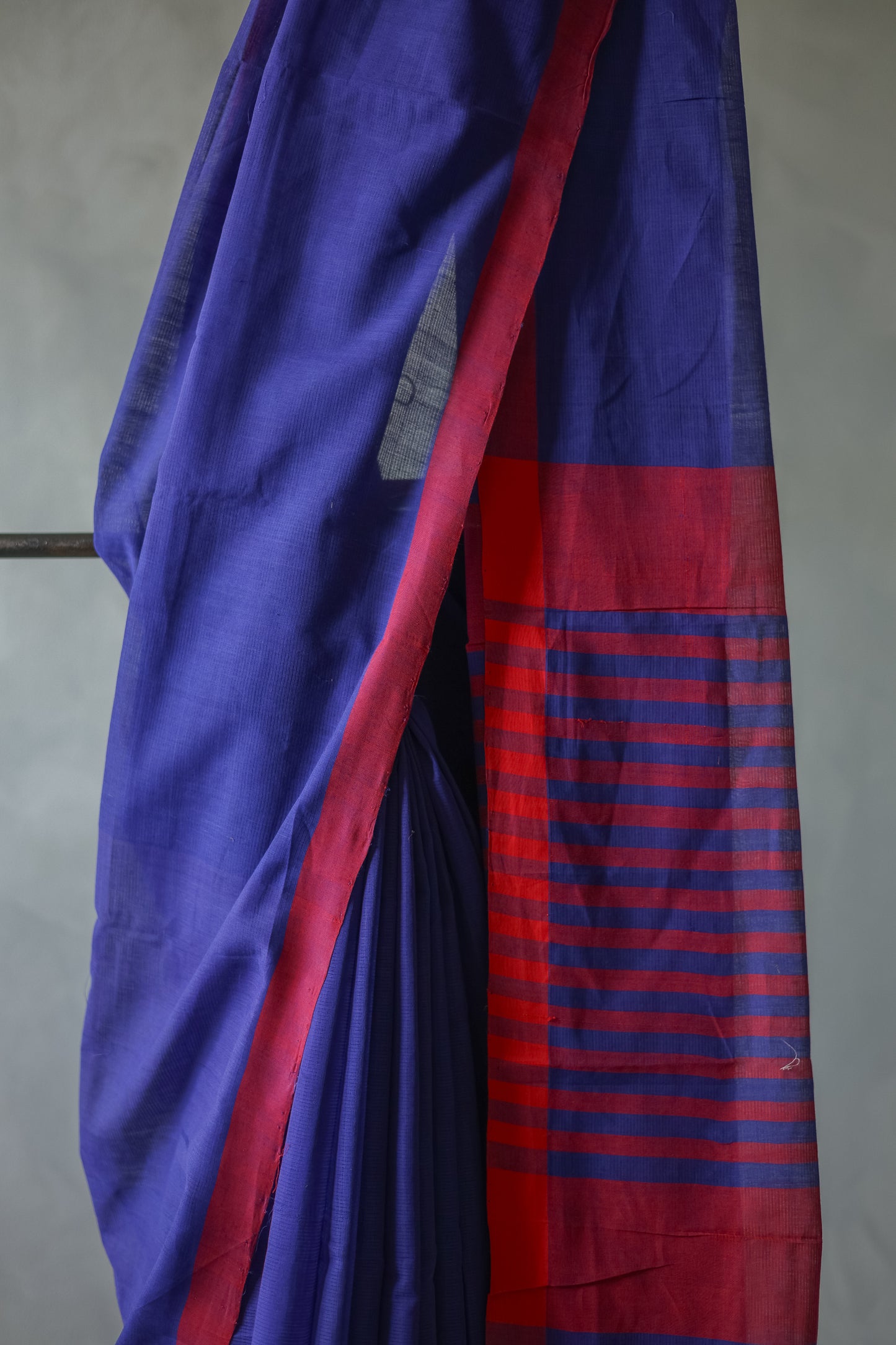 Navy Blue and Red Border Mangalagiri Cotton Saree