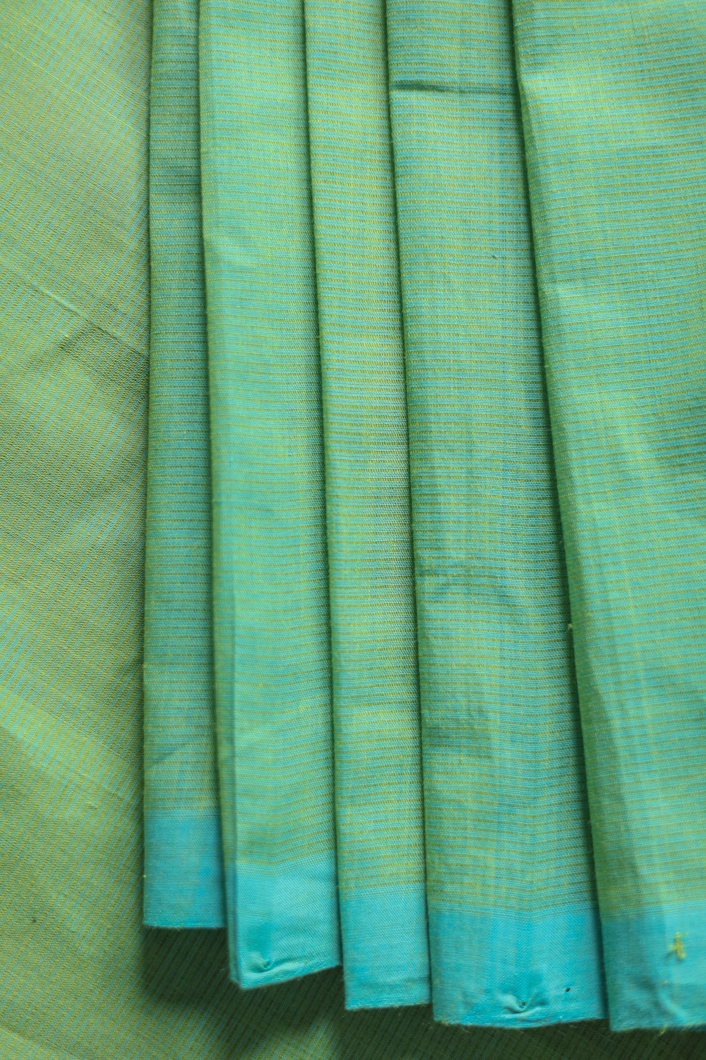 Green with Blue Border Plain Pallu Mangalagiri Cotton Saree