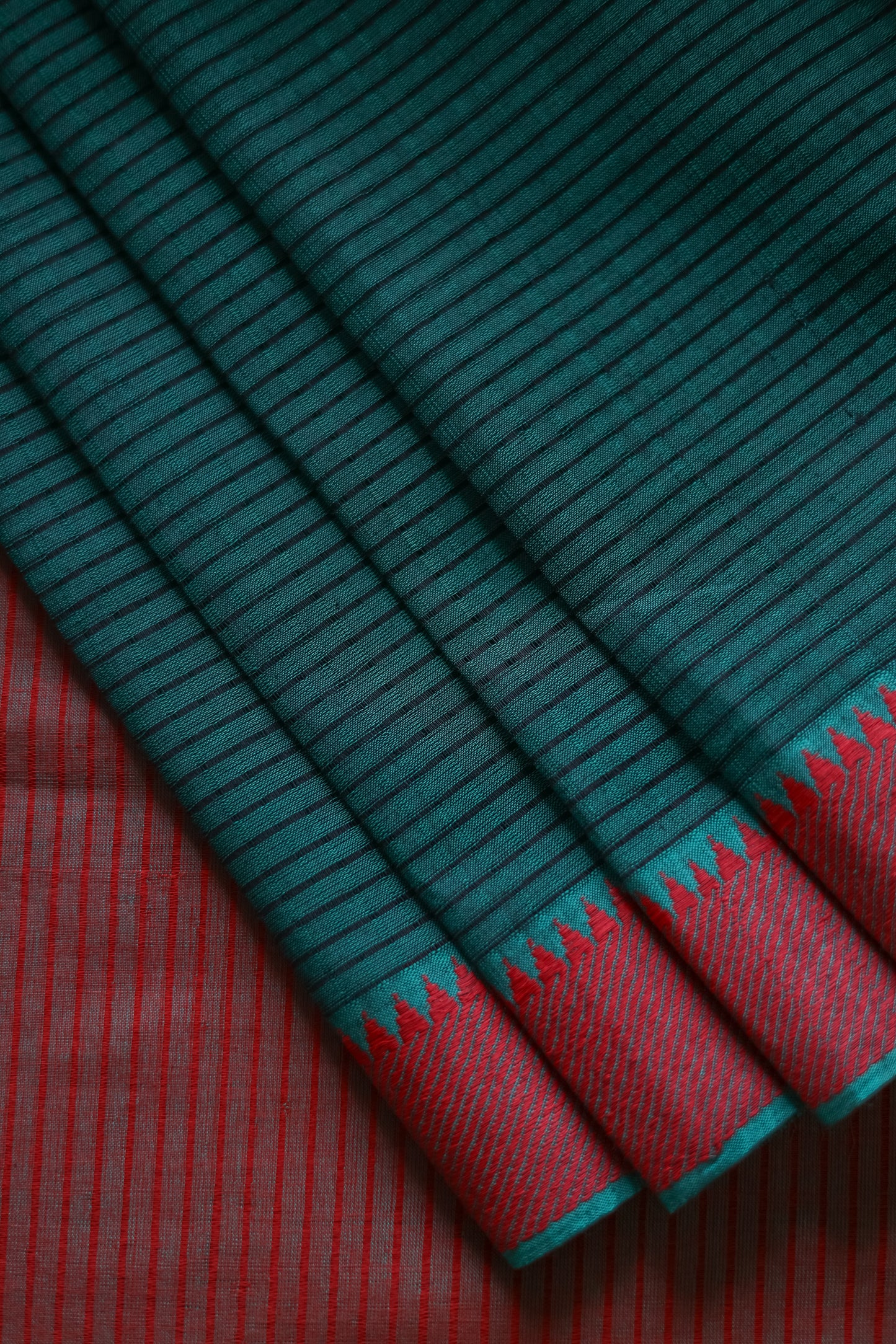 Green with Red Border Striped Pallu Mangalagiri Cotton Saree