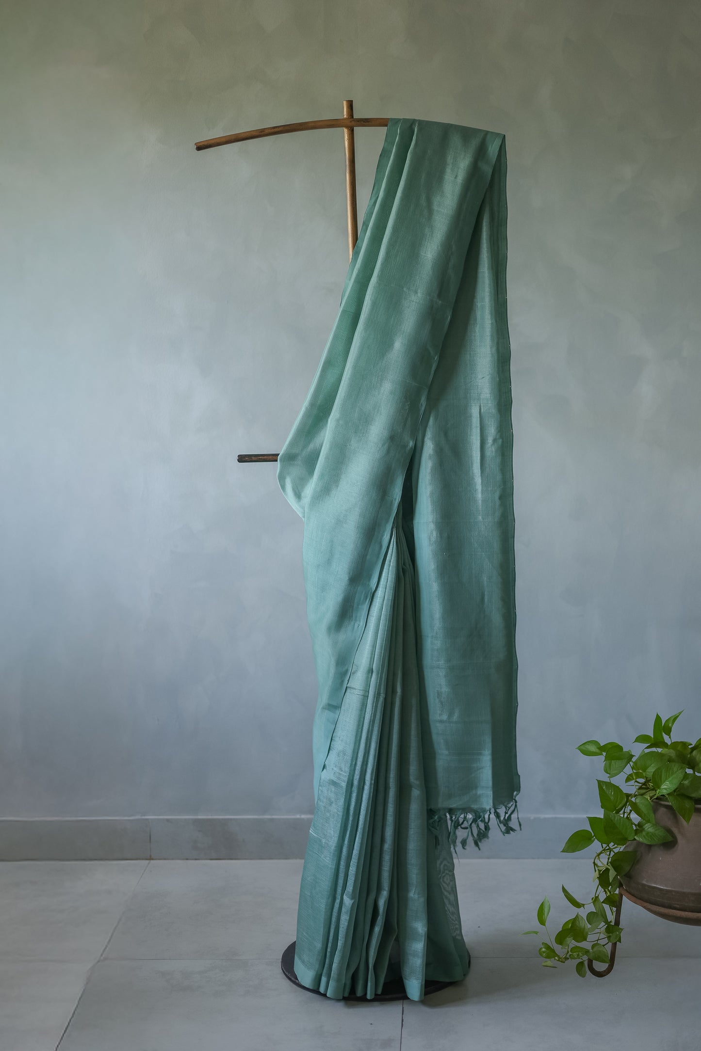 Dusty Green Plain Mangalagiri Silk Cotton Saree