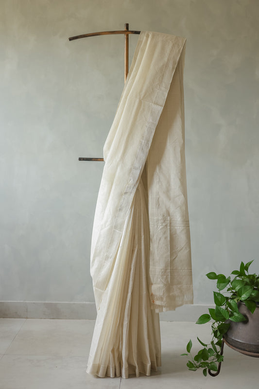 Off White Mangalagiri Silk Cotton All Over Small Checks Saree