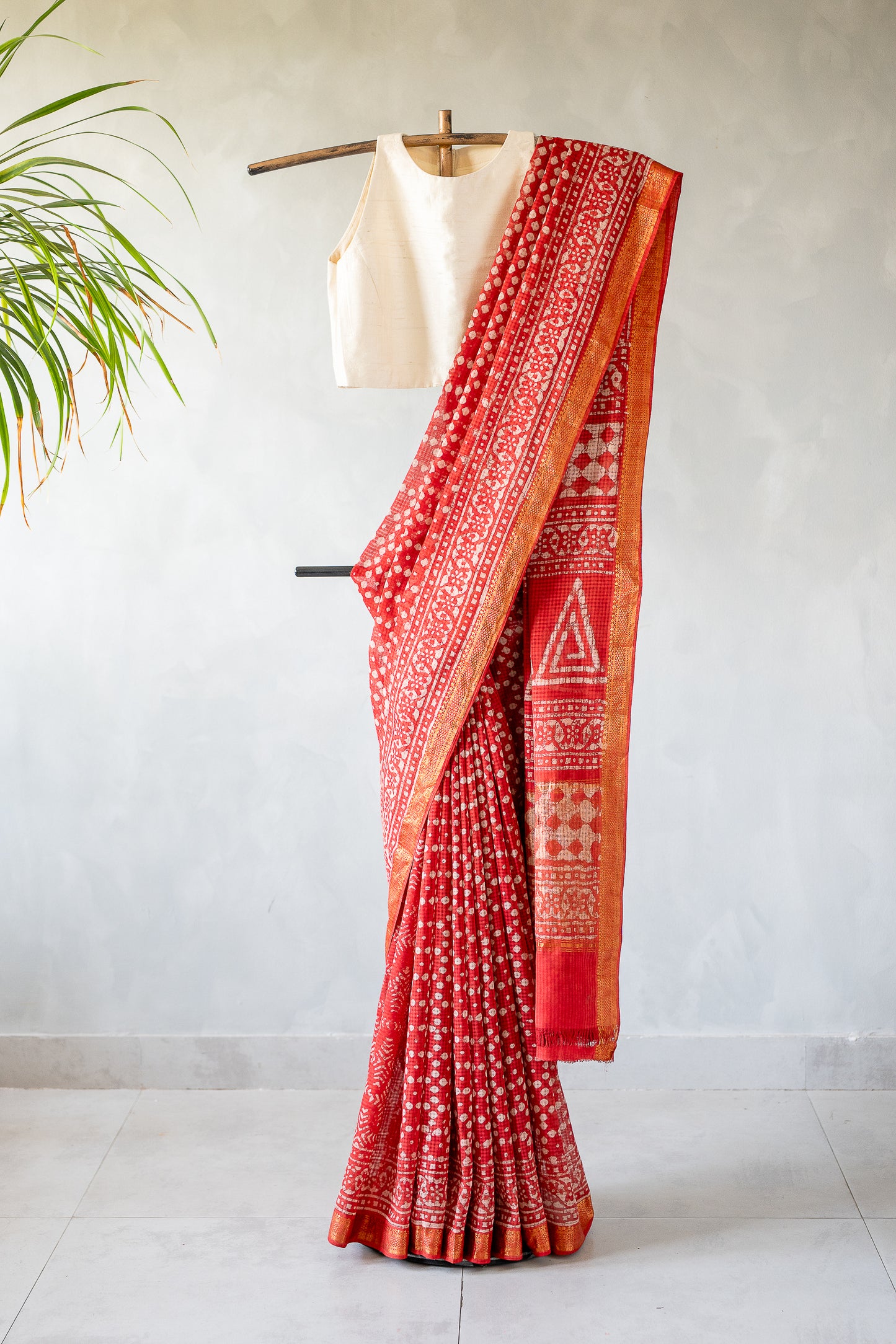 Rust Red Mangalagiri Cotton Saree Featuring an All Over Dabu Print