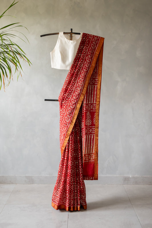 Burnt Vermilion  Mangalagiri Cotton Saree Featuring an All Over Dabu Print