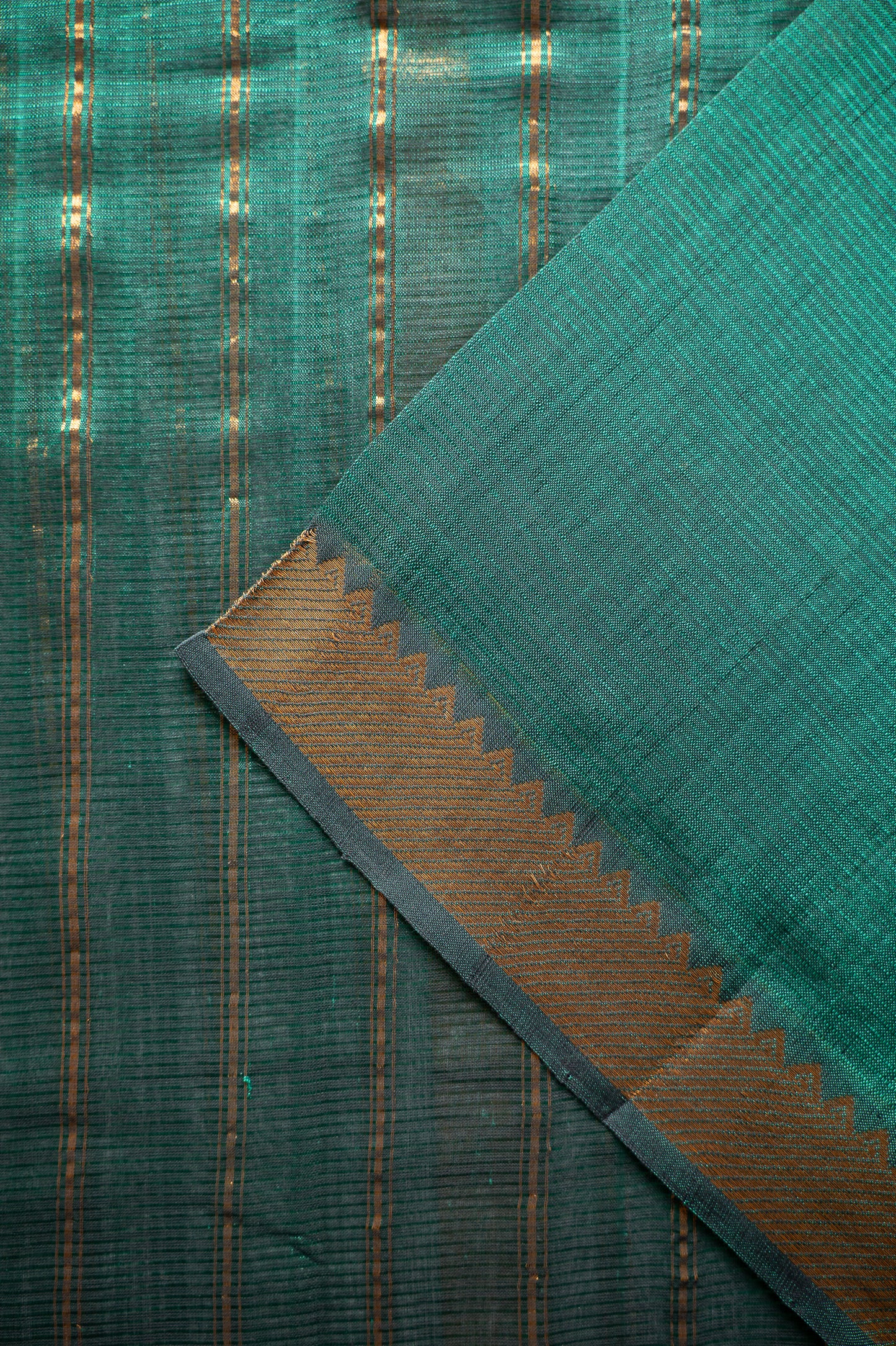 Emerald Green Mangalgiri Silk Cotton Saree with Gold Zari Striped Pallu and Border