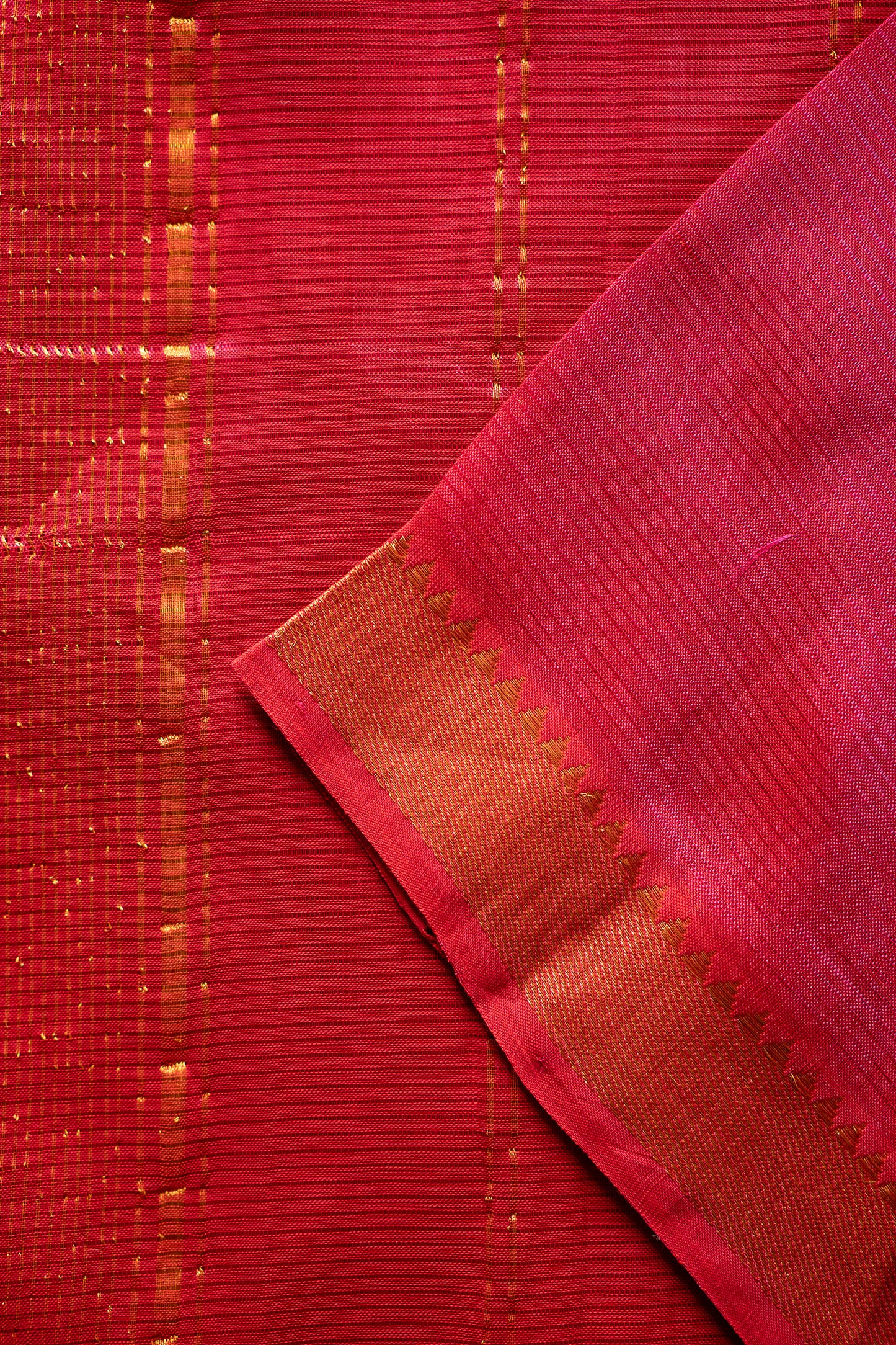 Reddish Pink Plain Mangalagiri Silk Cotton with Zari Border Saree