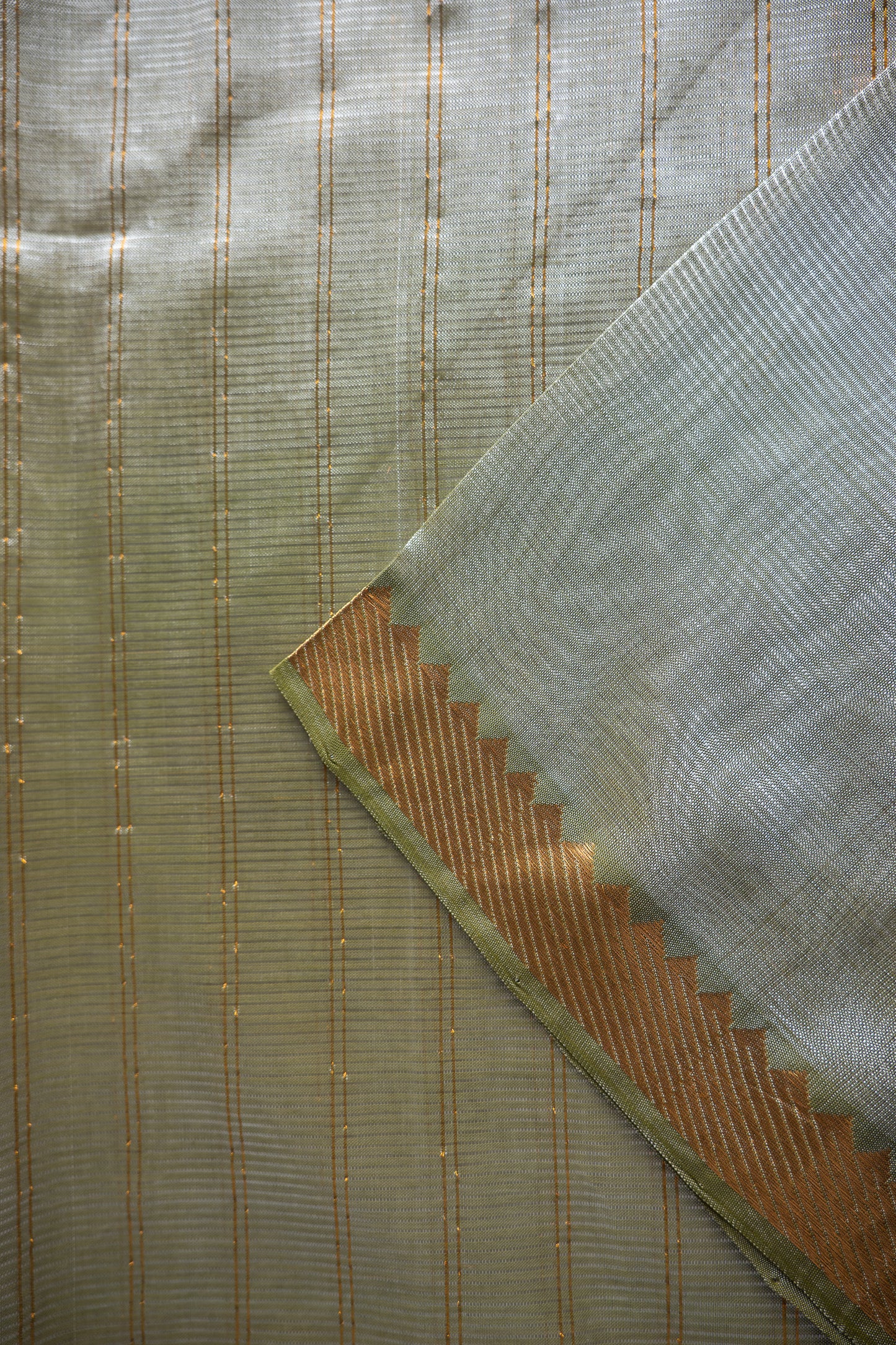 Grey Plain Mangalagiri Silk Cotton With Zari Border Saree