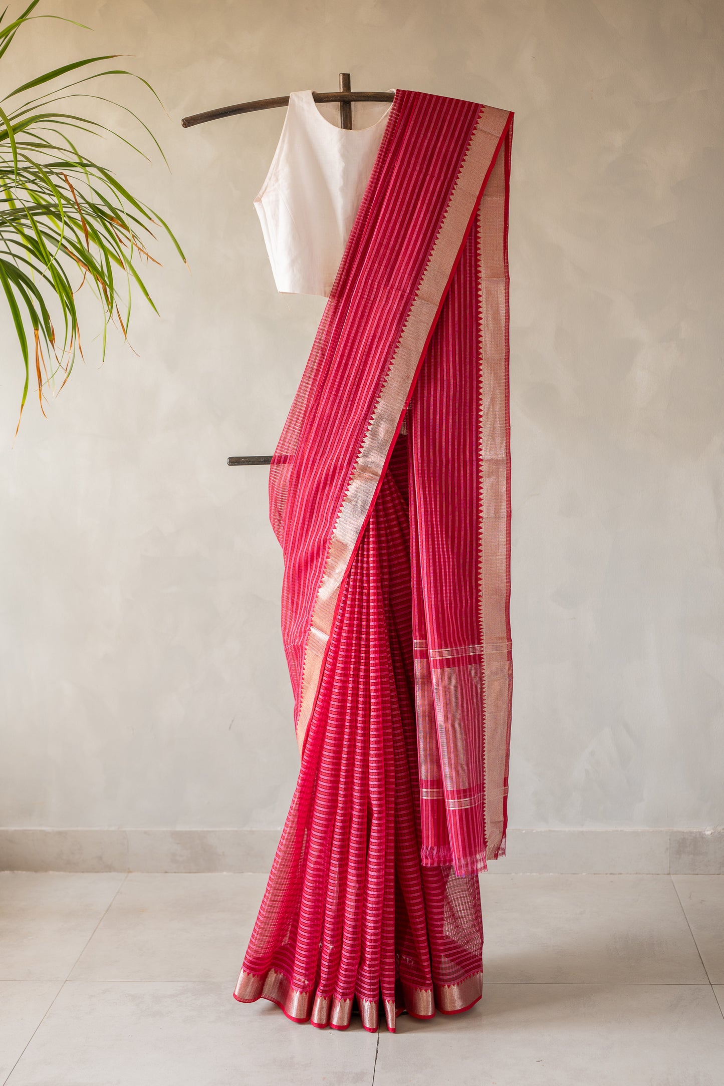 Pinkish Red Striped Checks Mangalagiri Cotton with Zari Border Saree