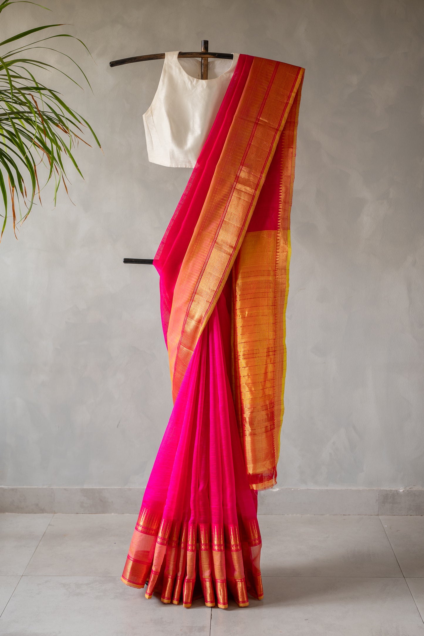 Hot Pink Plain Mangalagiri Silk Cotton with Zari Border Saree