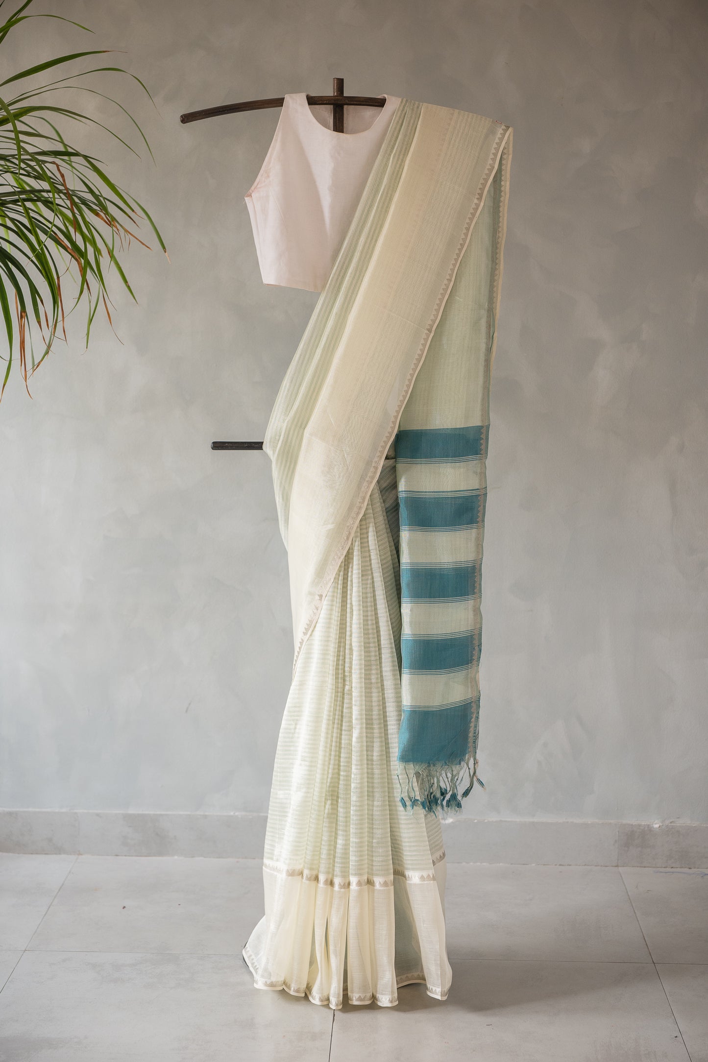 Off White Plain Mangalagiri Silk Cotton with Teal Blue Pallu Saree