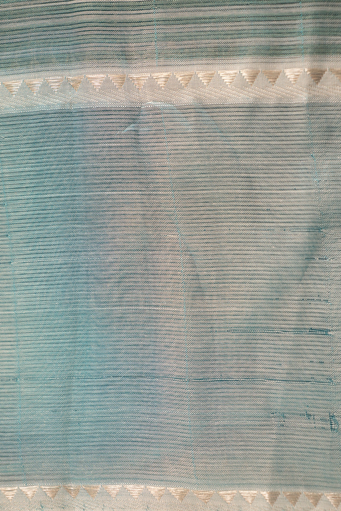 Off White Plain Mangalagiri Silk Cotton with Teal Blue Pallu Saree