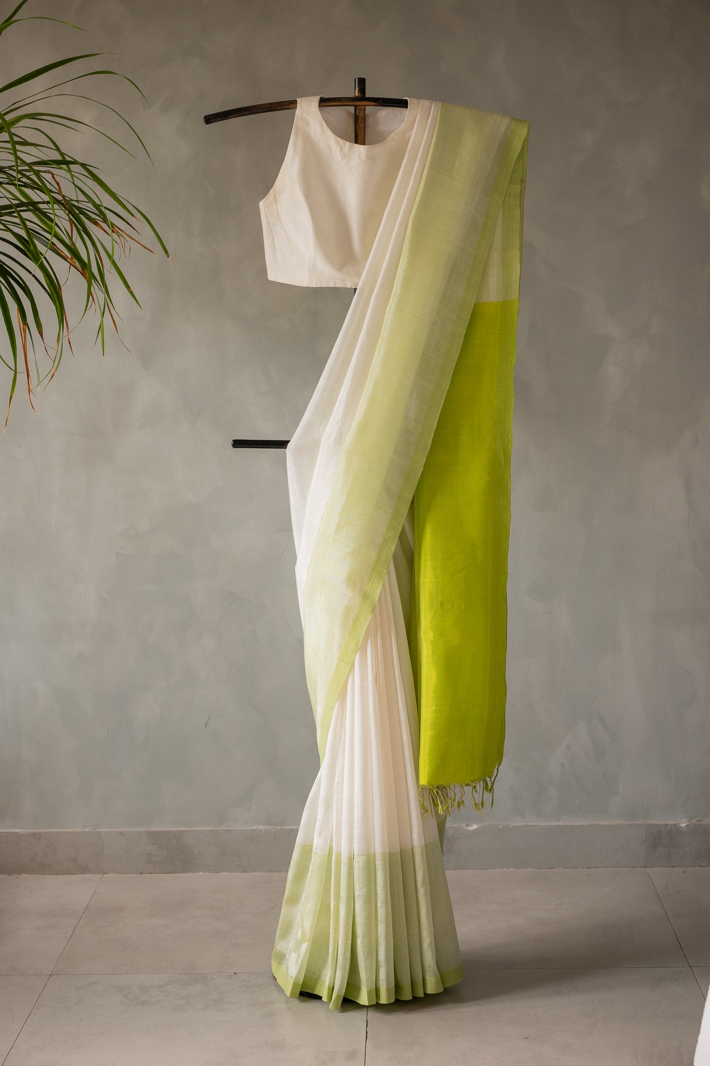 Off White Plain Mangalagiri Silk Cotton with Leaf Green  Border and Pallu Saree