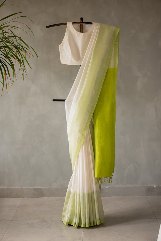 Off White Plain Mangalagiri Silk Cotton with Leaf Green  Border and Pallu Saree