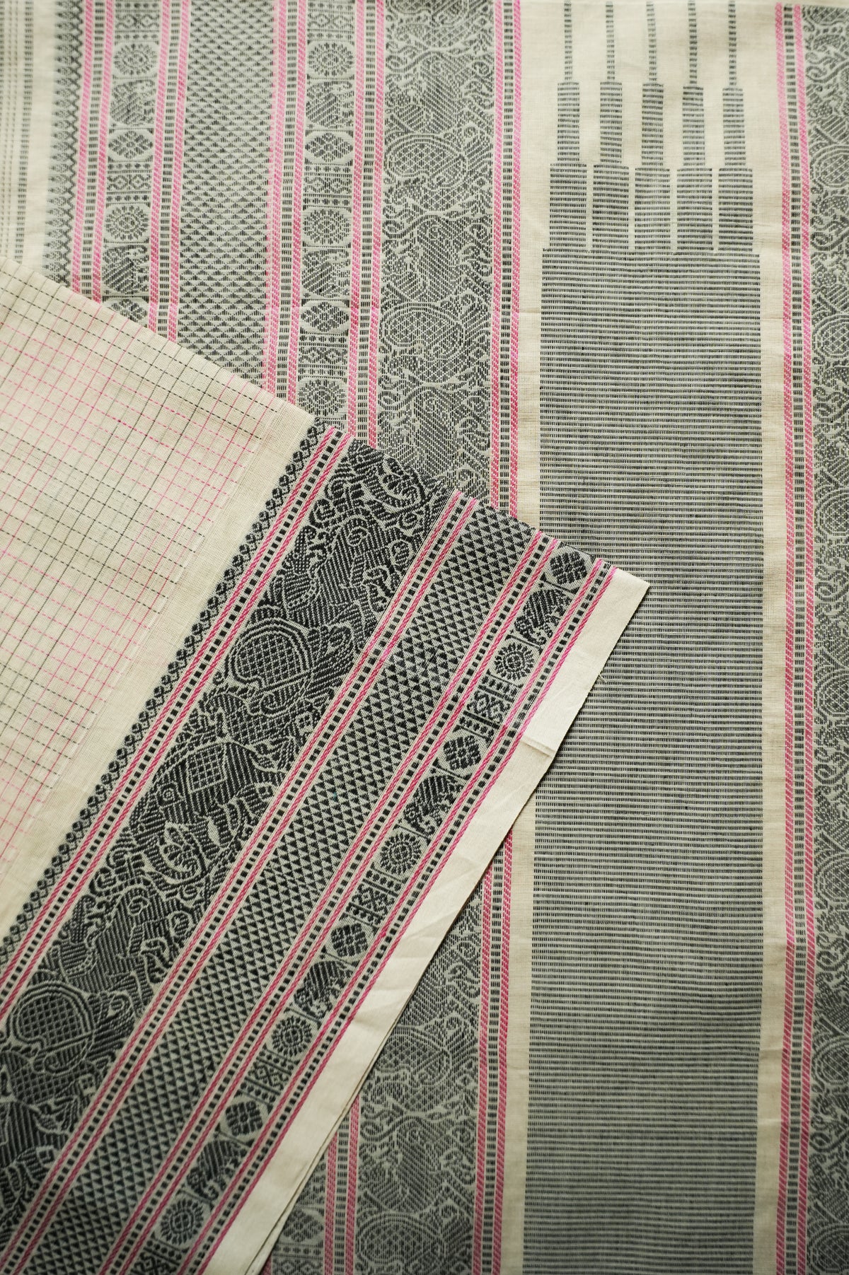 Beige Kanchi Cotton with Muted Pink and Black Border Saree