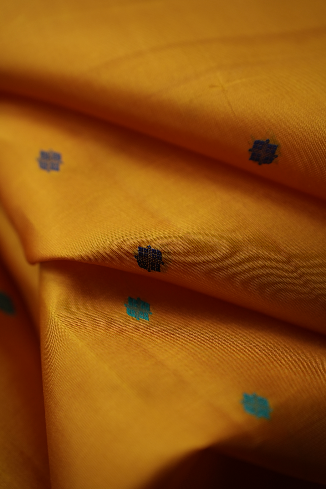 Mango Yellow Kanjivaram Silk with Multicolour Thread Work Border Saree