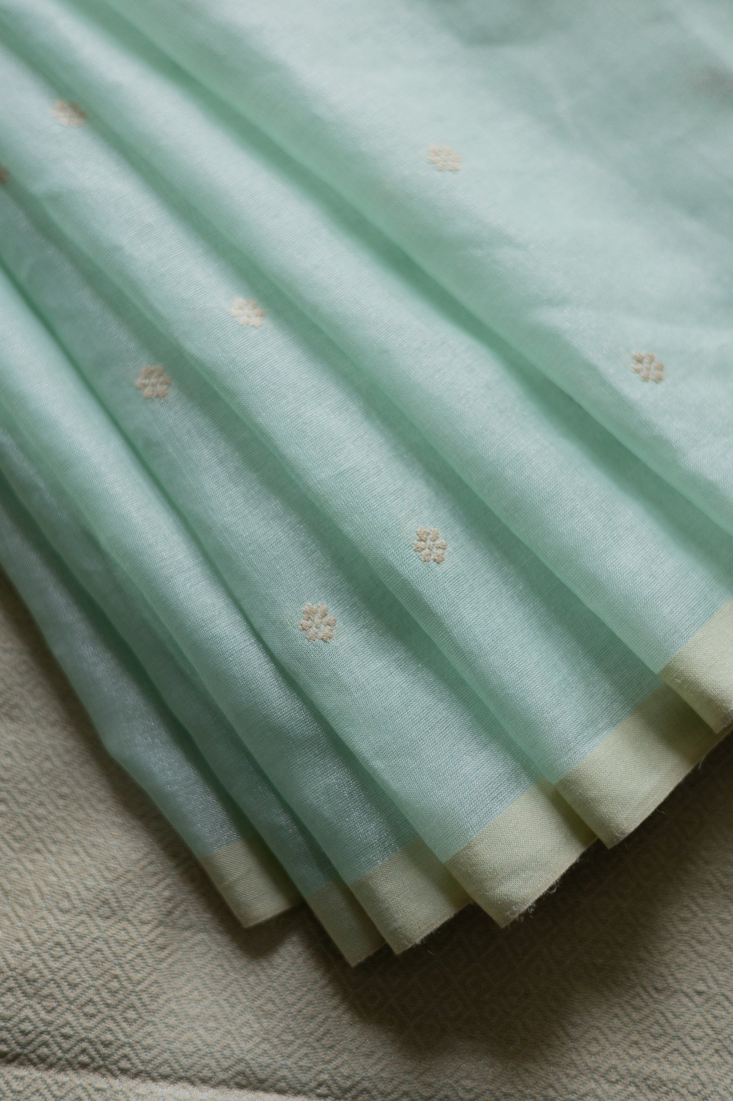 Sea Green Silk Cotton Tissue Khapa Border Abstract Pallu Saree