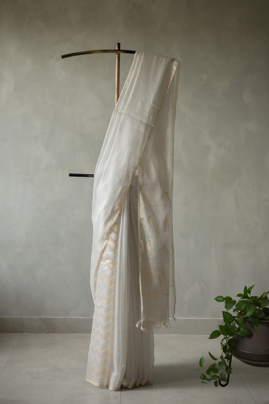 Grey Silk Cotton with Parrot Zari Pallu Saree