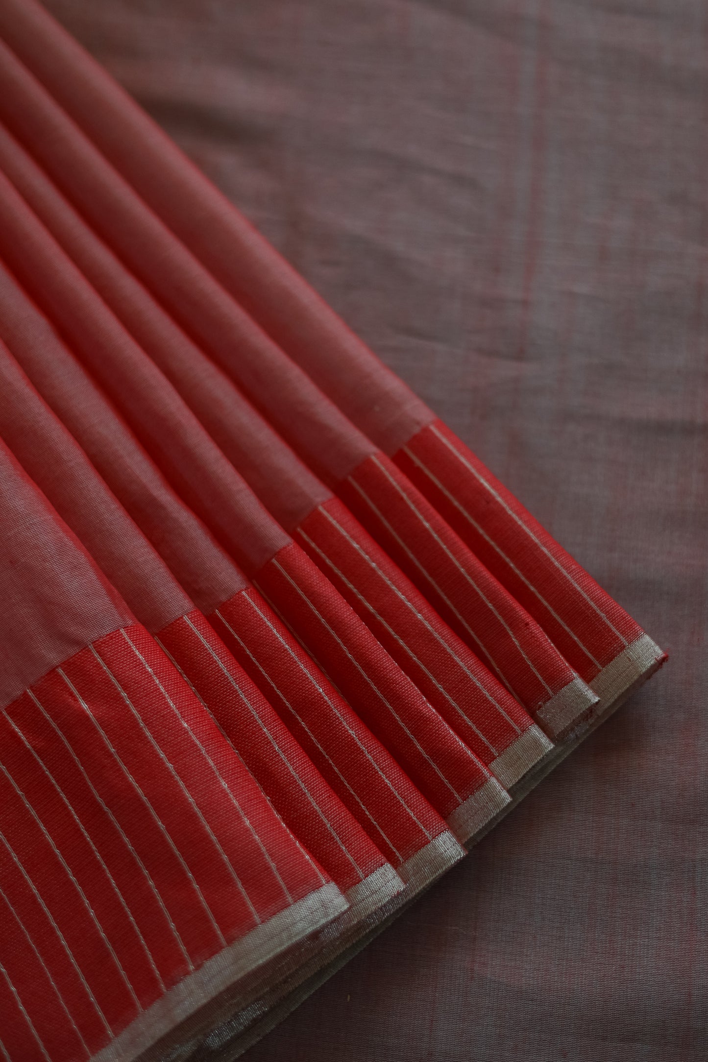 Light Red Silk Cotton Zari Line Border Tree Motif Pallu Saree