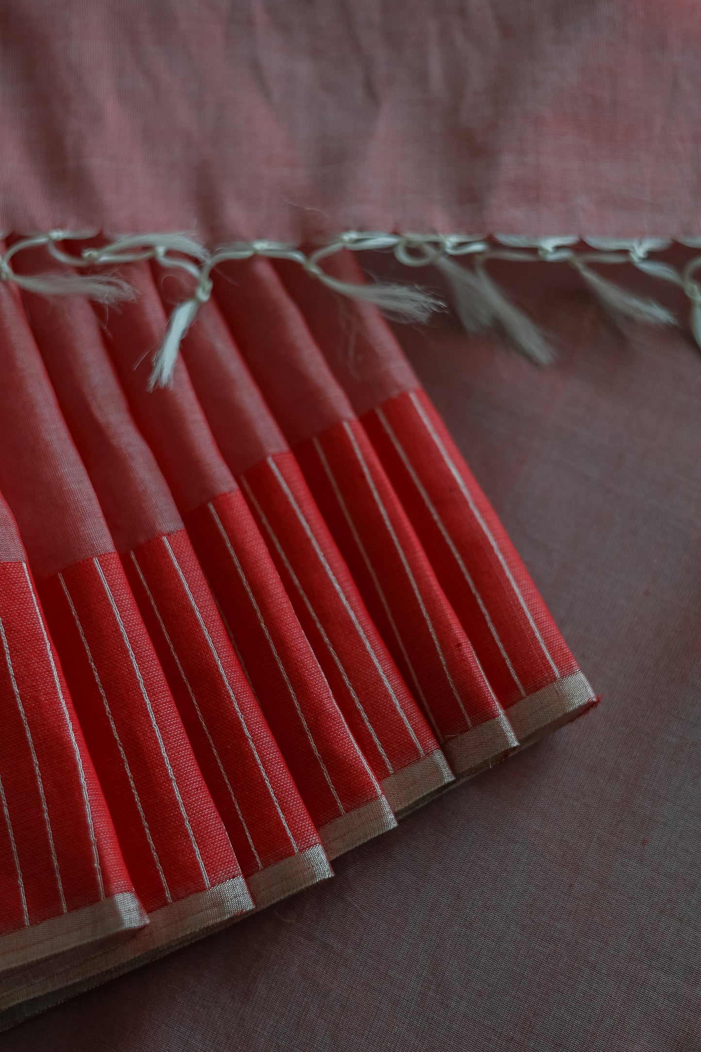 Light Red Silk Cotton Zari Line Border Tree Motif Pallu Saree