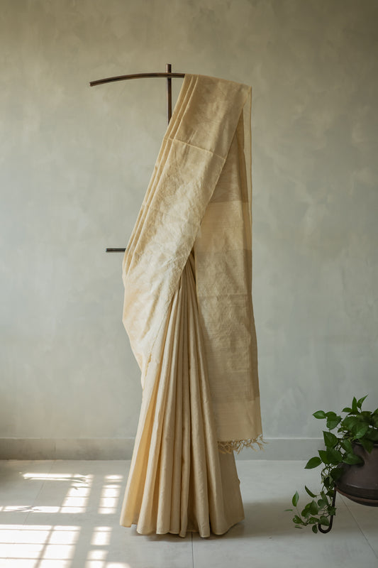 Beige Tussar Silk Cotton with Zig Zag Off White Border Saree