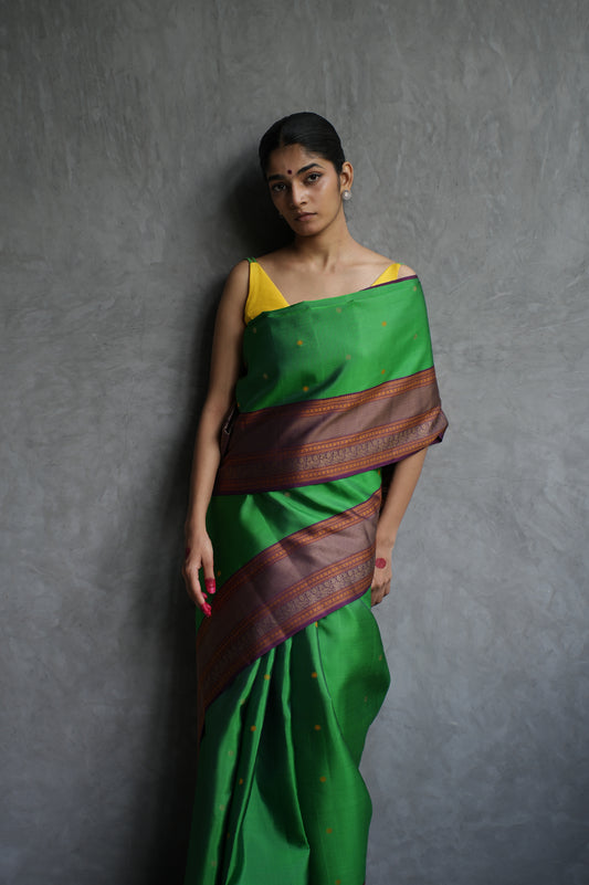 Vibrant Leaf Green Kanjivaram Silk Saree with Deep Plum Thread Work Border