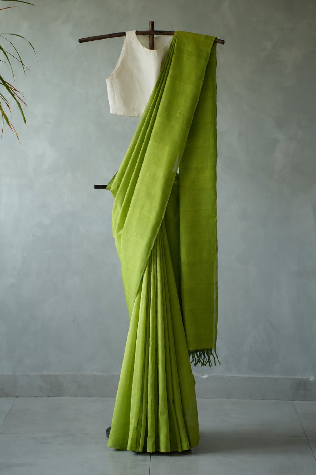 Parrot Green Plain Mangalagiri Silk Cotton Saree